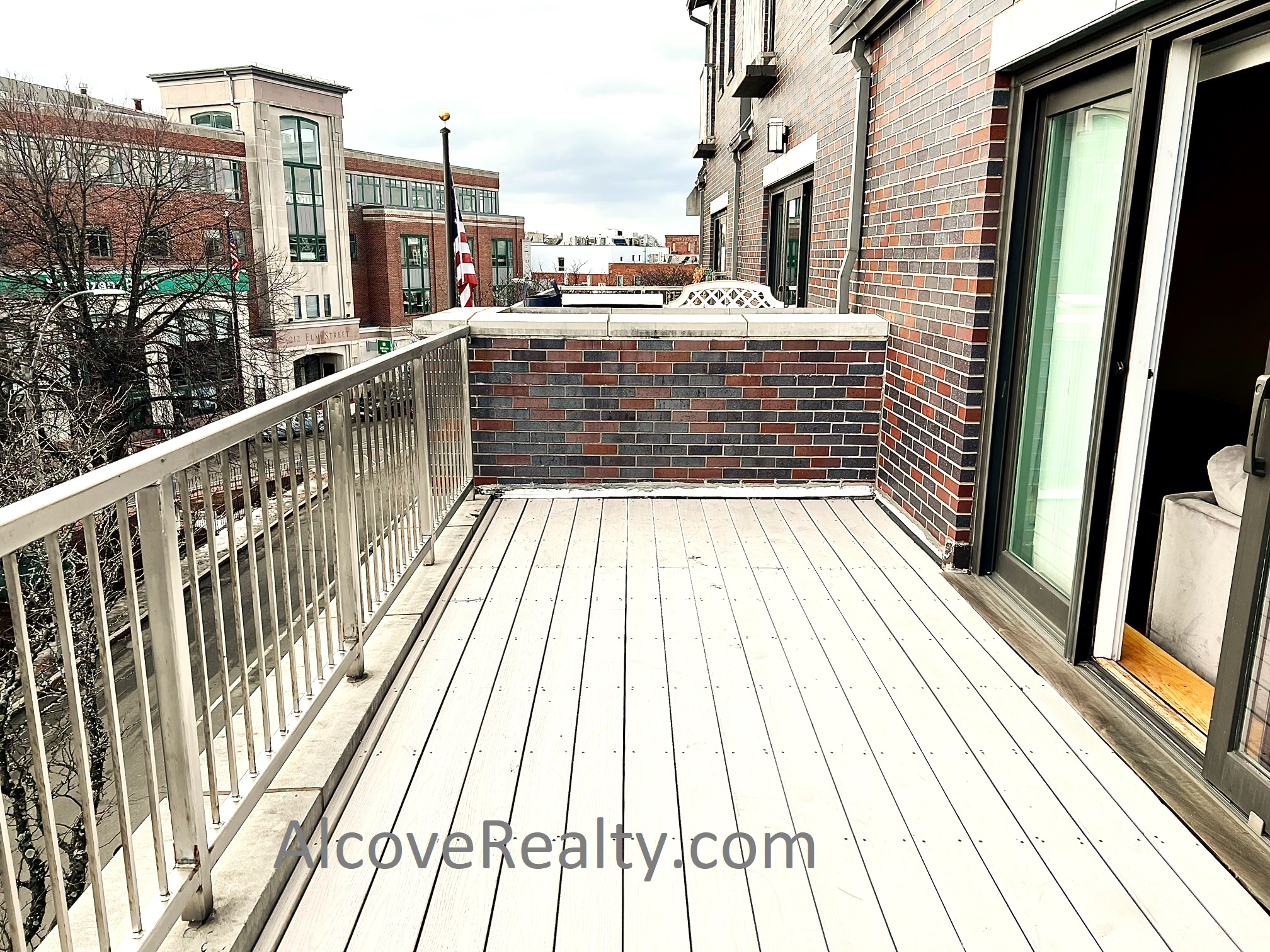 377 Summer St, Davis Square