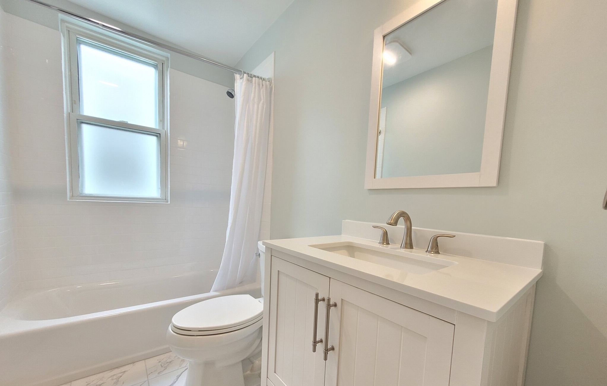 114 Falcon St, East Boston