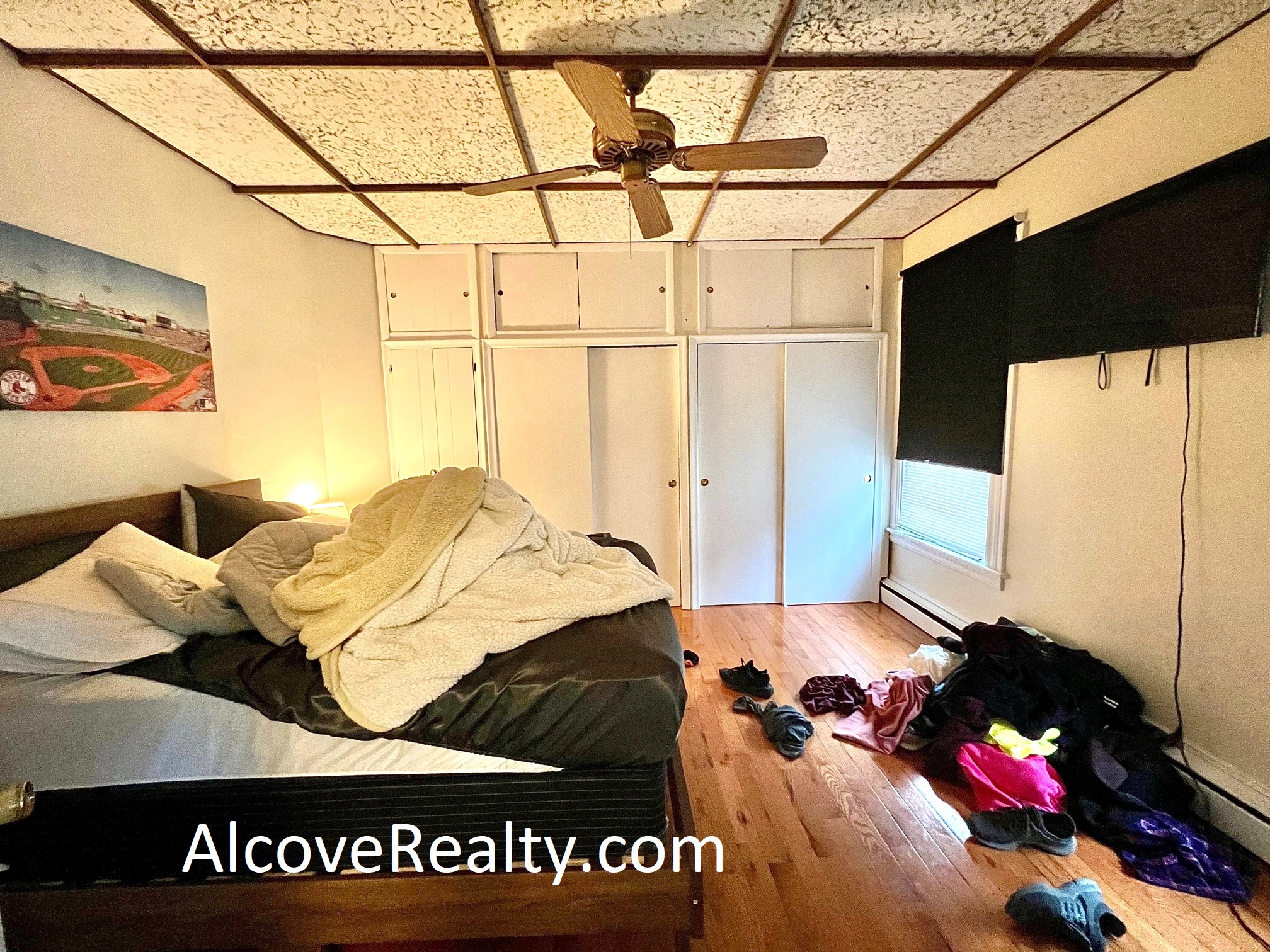 547 Broadway, Ball Square