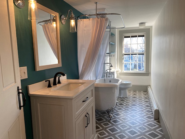 12 Pickman St, Salem