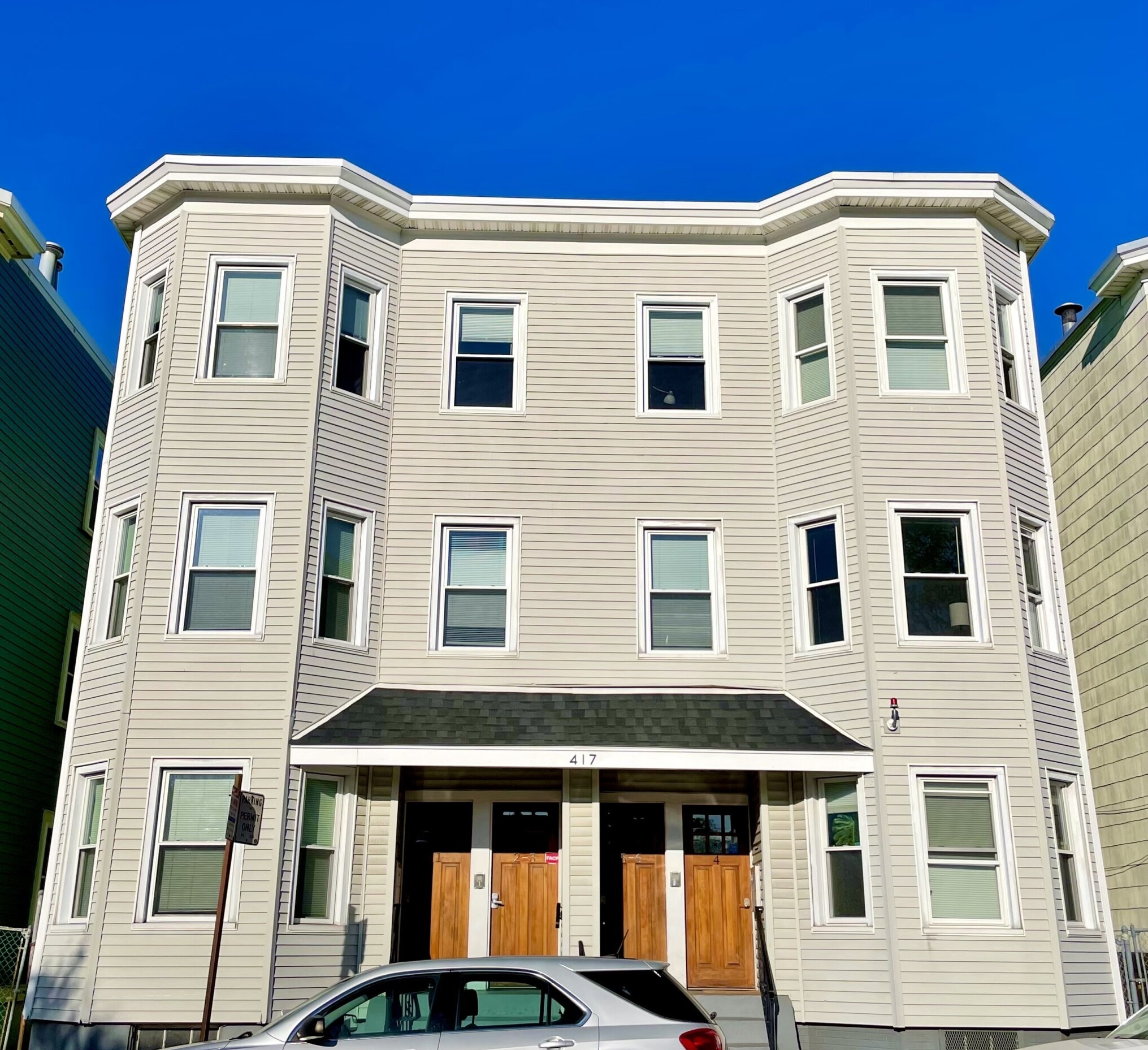 417 Cardinal Medeiros Ave, Wellington-Harrington