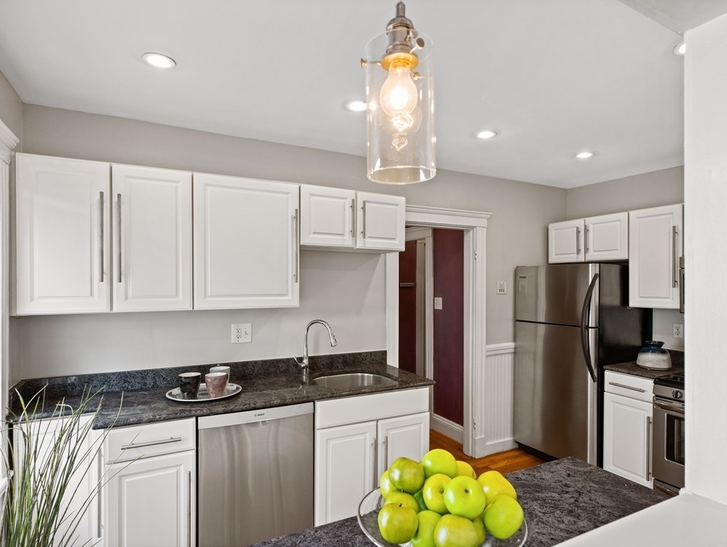 304 Lamartine St, Jamaica Plain