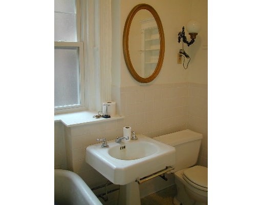 31 Queensberry St, Fenway