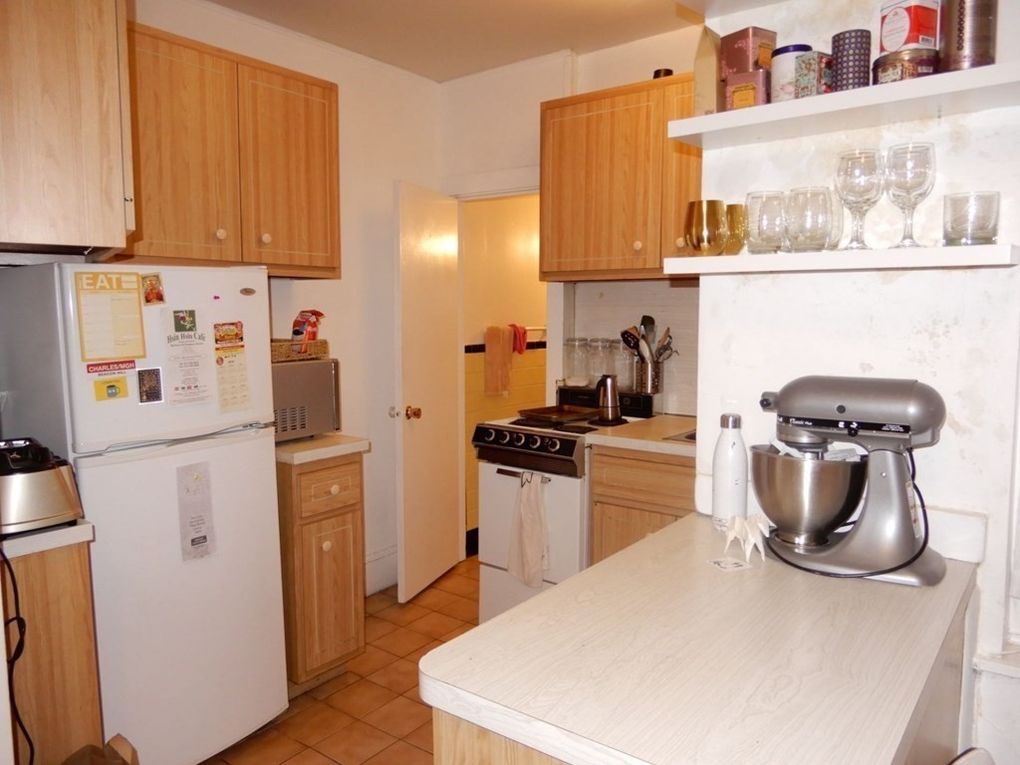 86 West Cedar St, Beacon Hill