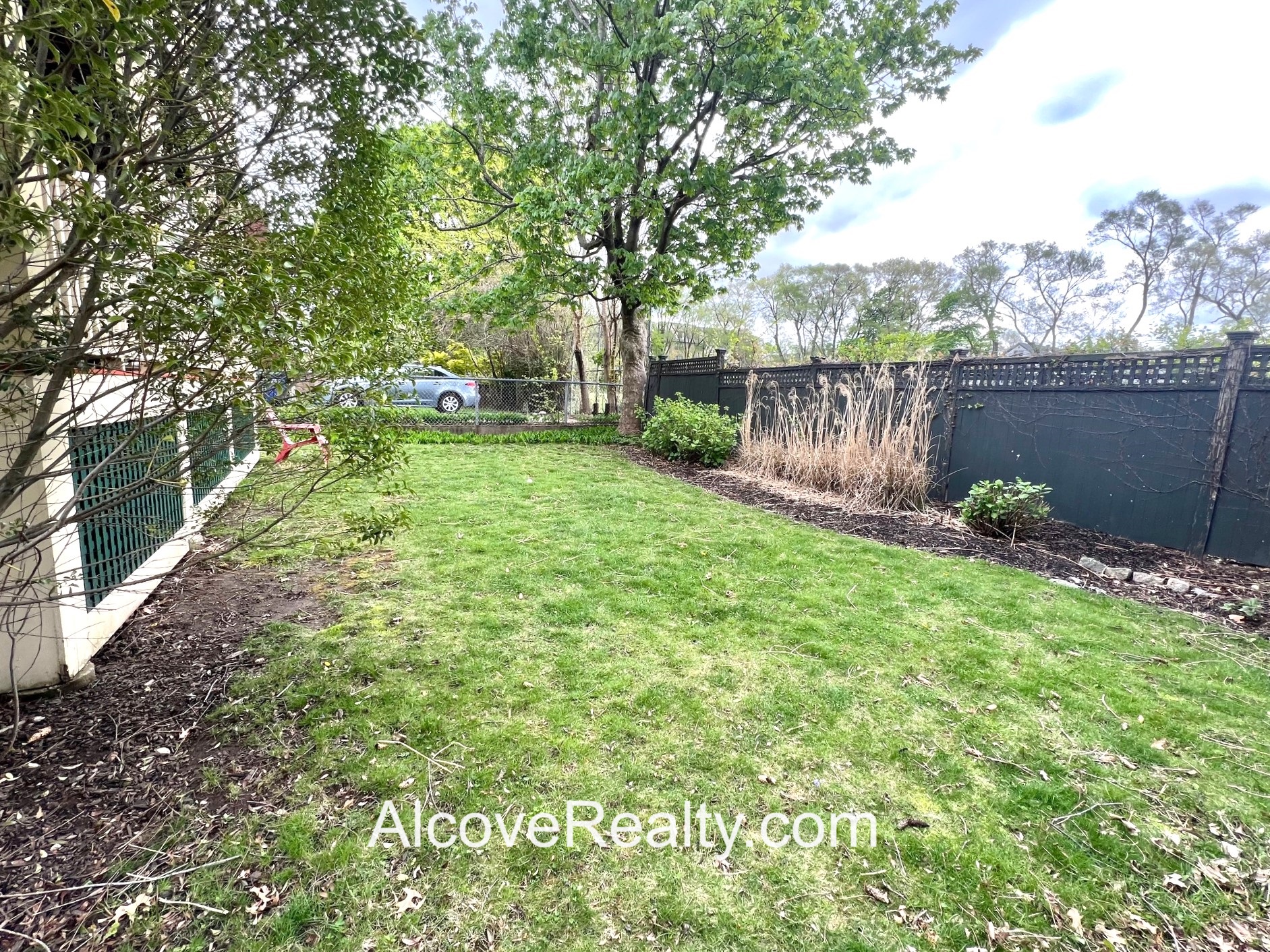 68 Endicott Ave, Teele Square