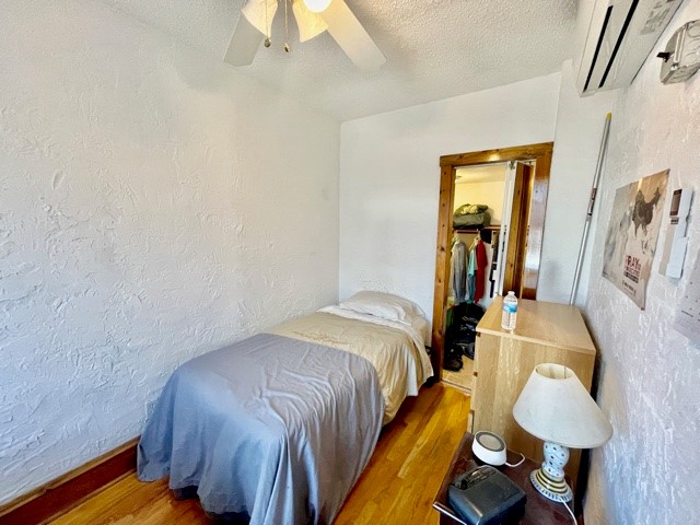 4 Garden Ct, North End