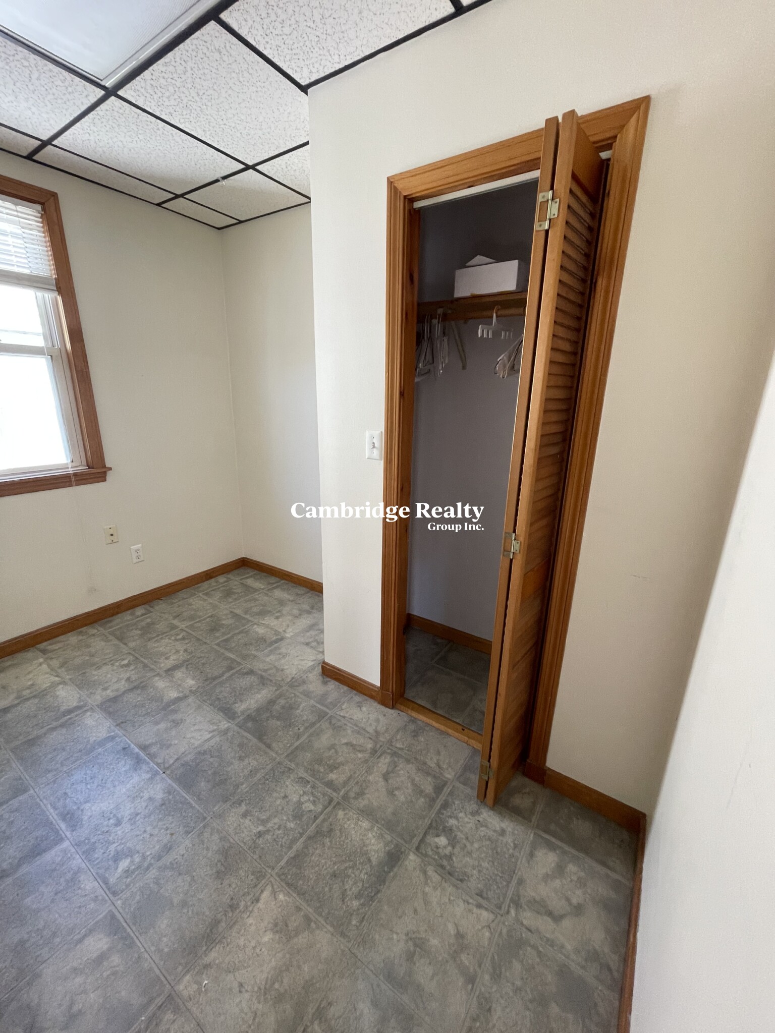 39 Magnus Ave, Ward Two