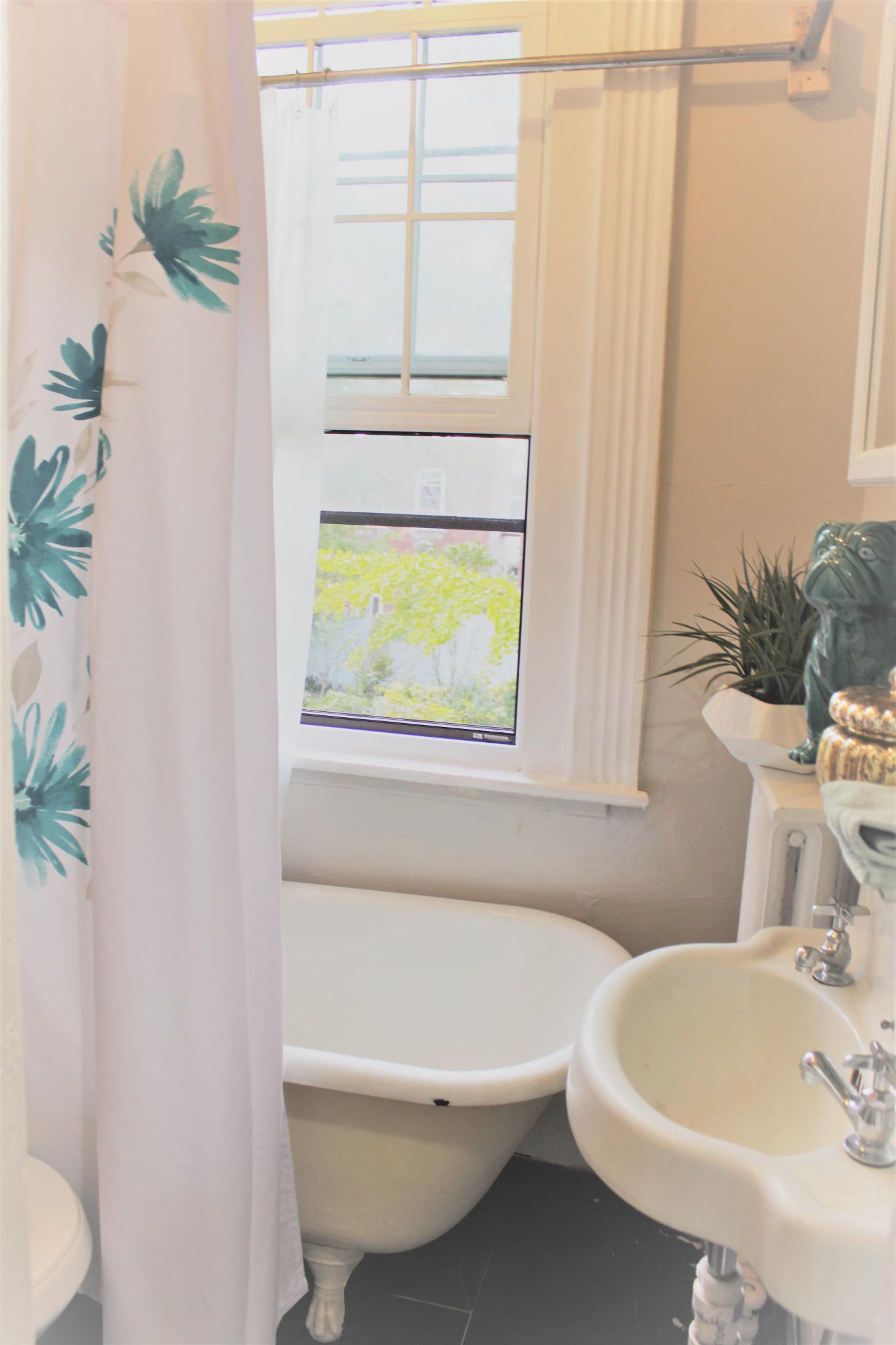 1 Champney Pl, Beacon Hill