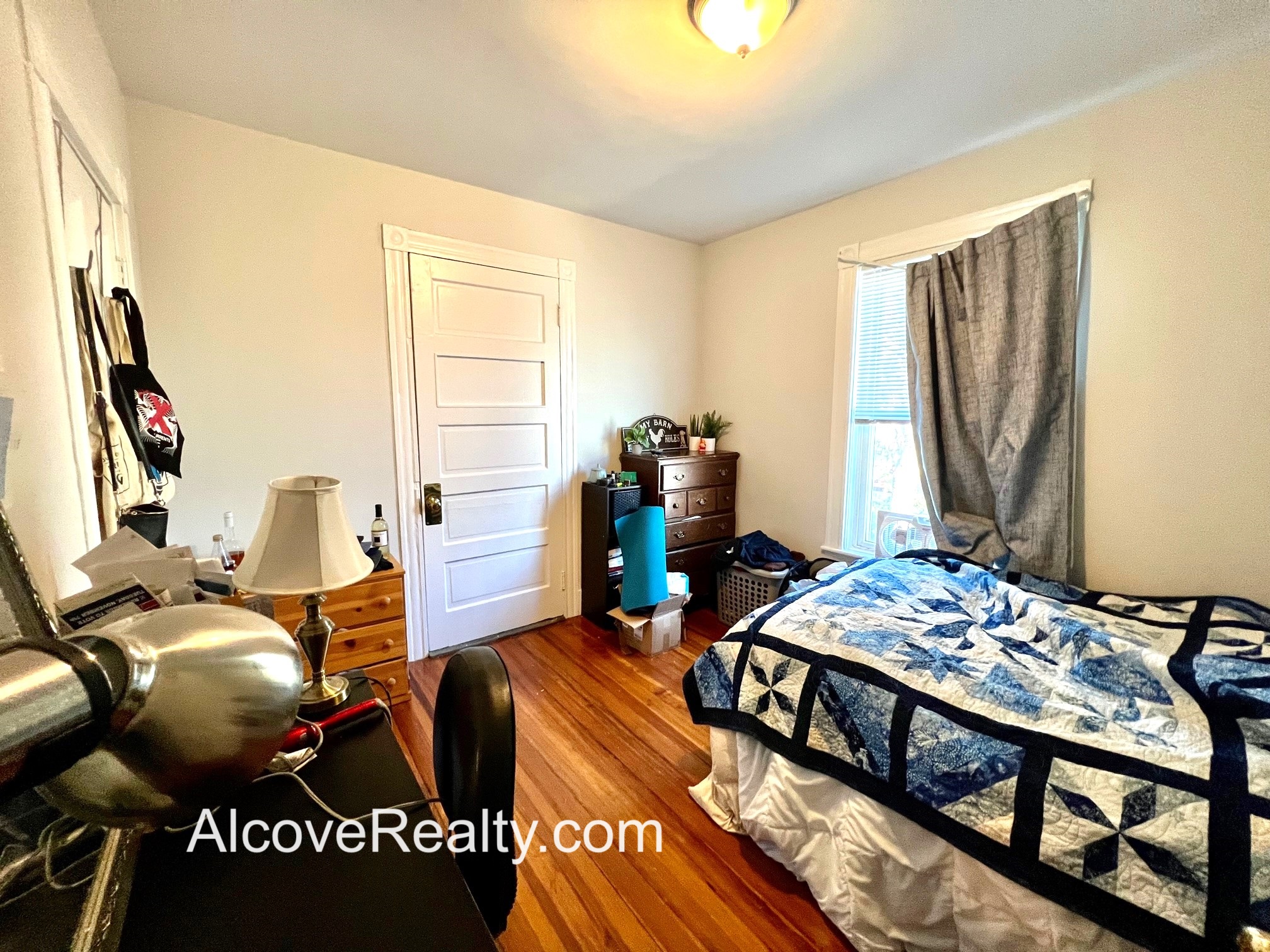 69 Davis Sq, Davis Square