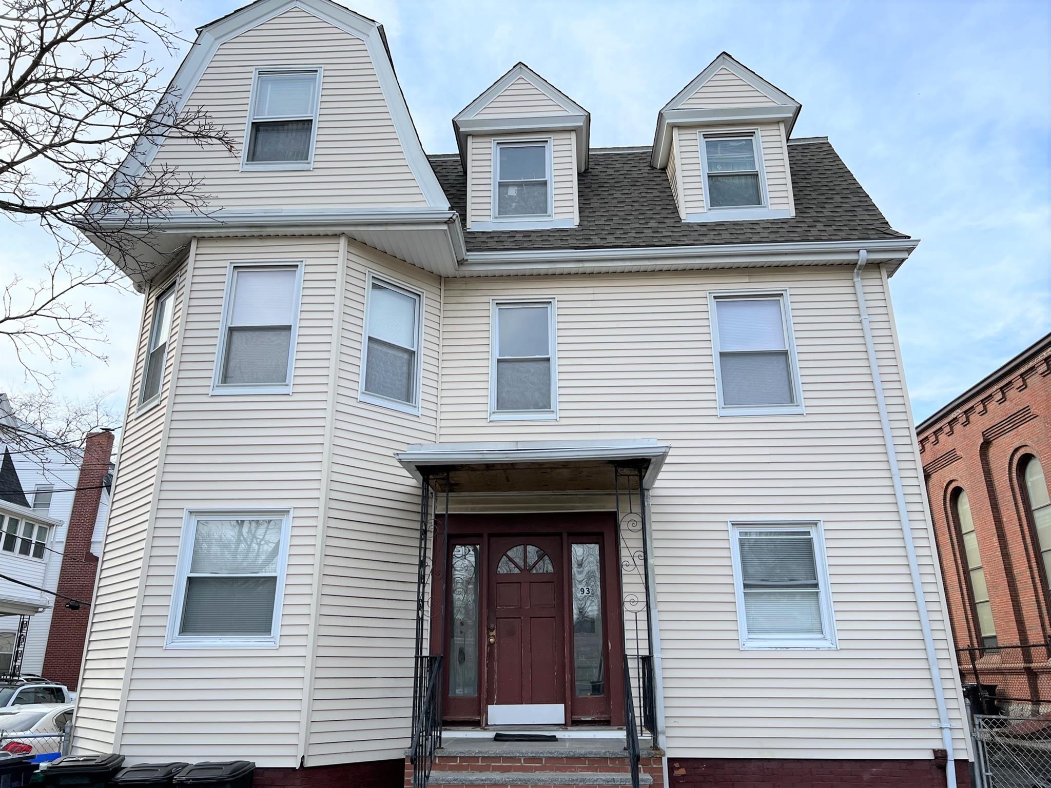 93 Prospect St, Cambridgeport