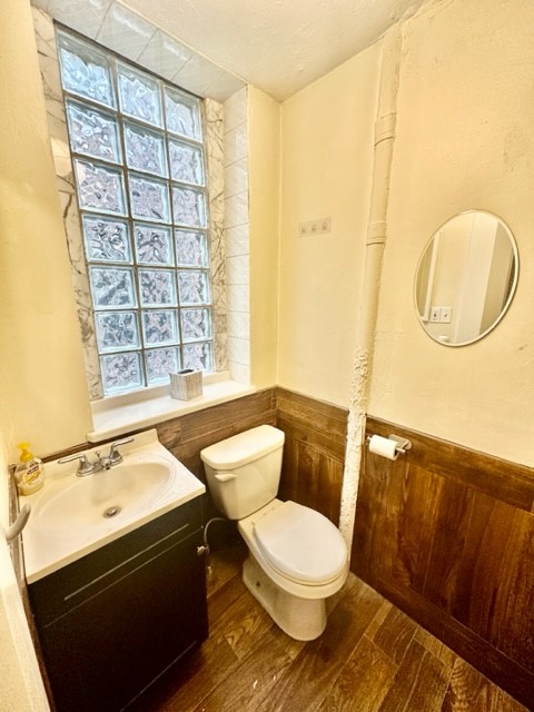 223 Endicott St, North End