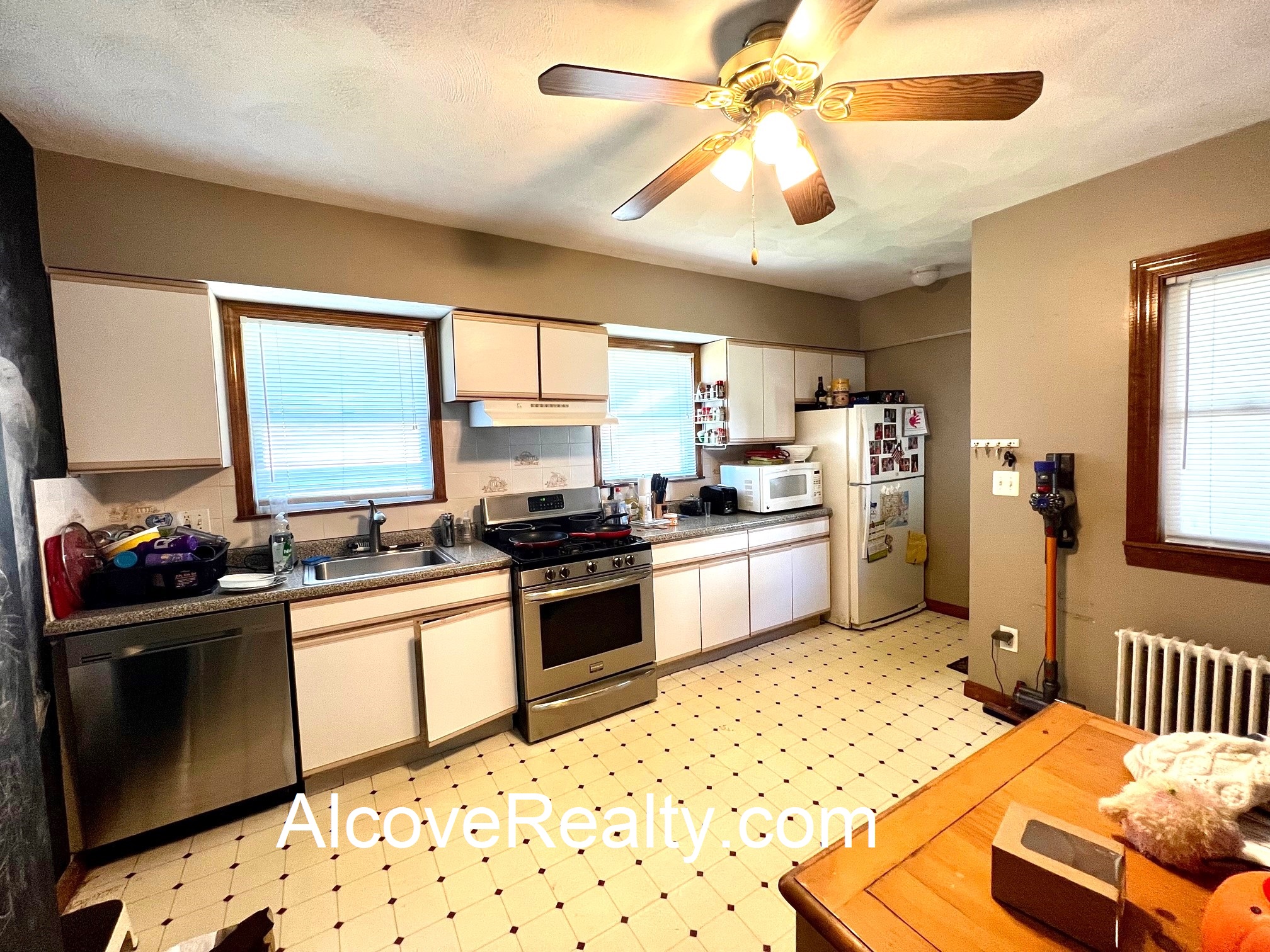 62 Harlow St, Arlington