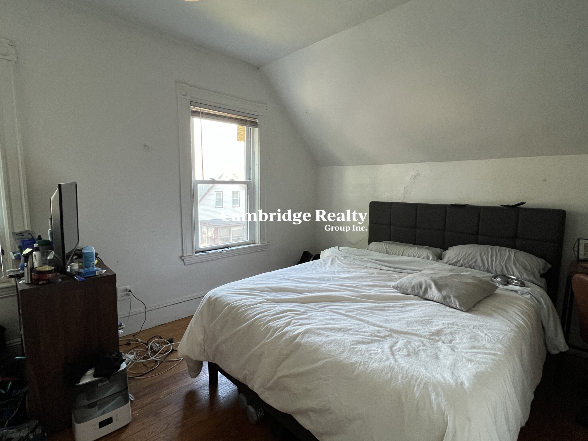 25 Spencer Ave, Magoun Square