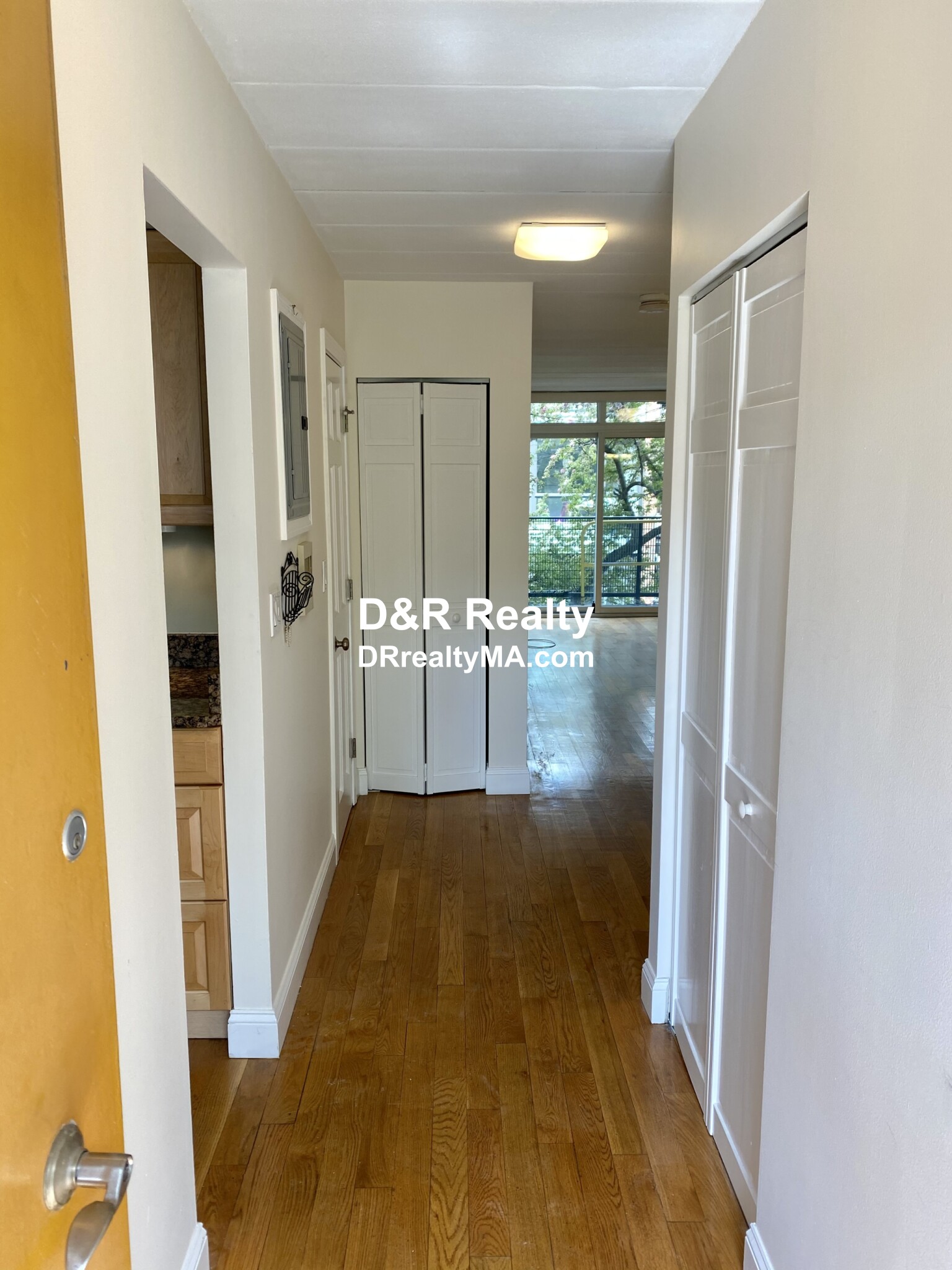 345 Harvard St, Harvard Square