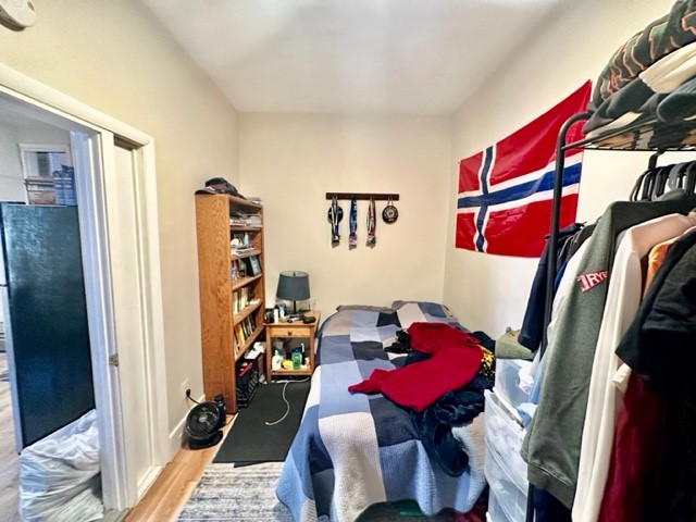 2612 Charter, North End