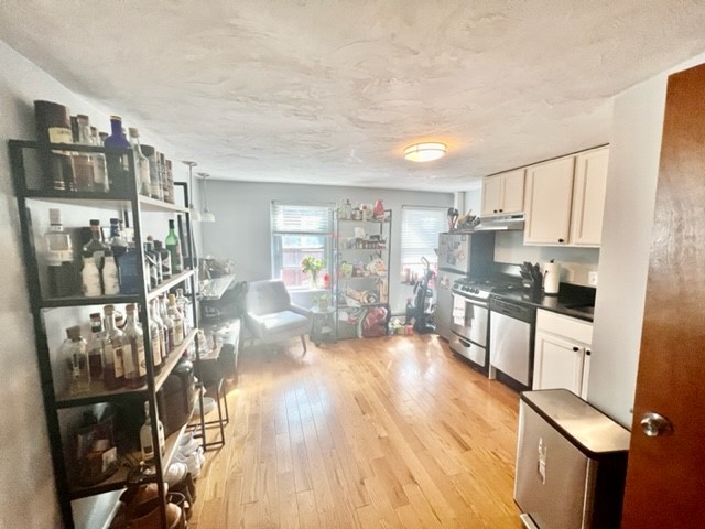 356 Hanover, North End