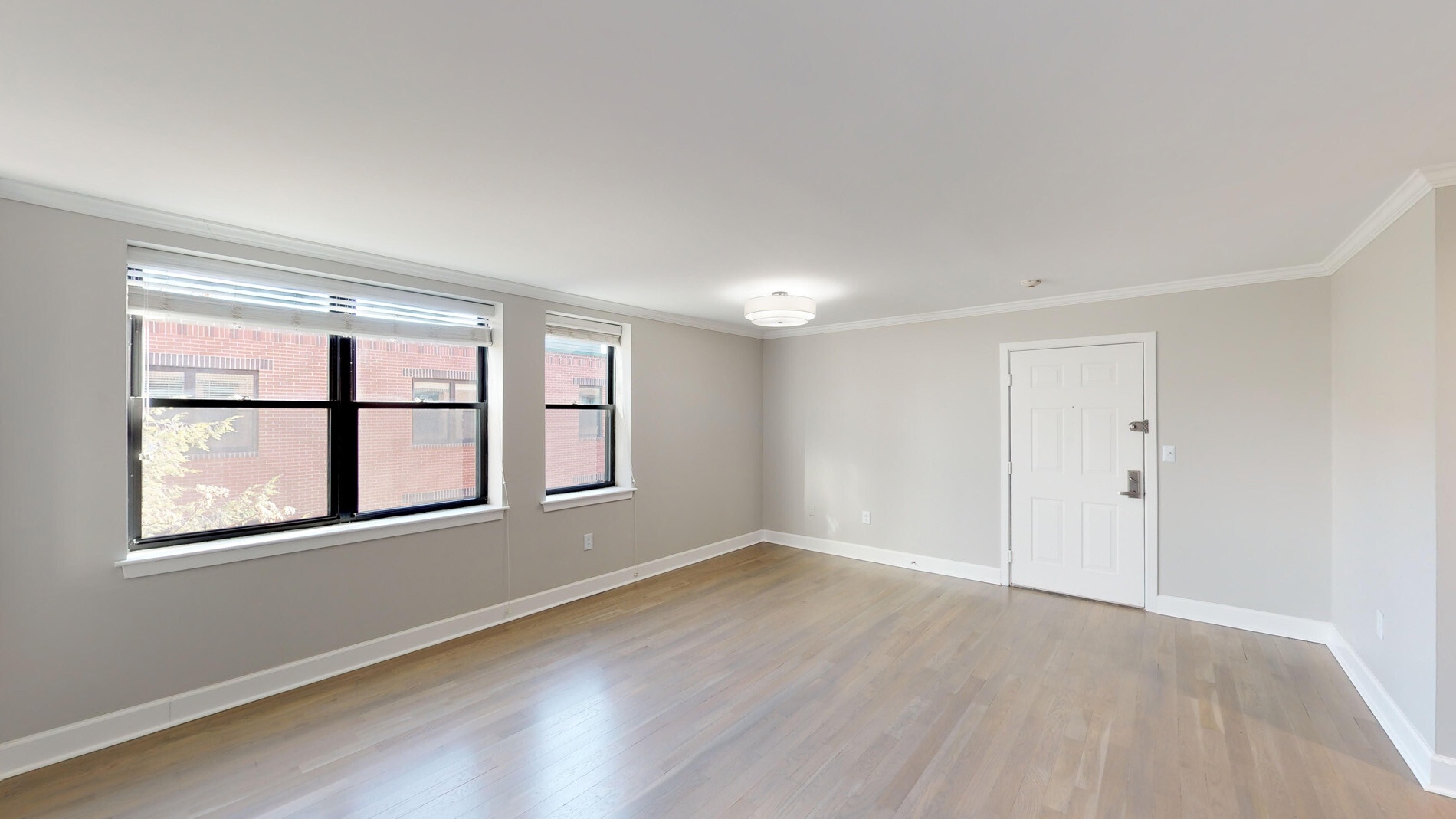 7 Harcourt, Back Bay