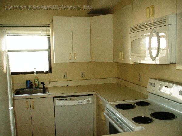 65 Riverside Ave, Medford