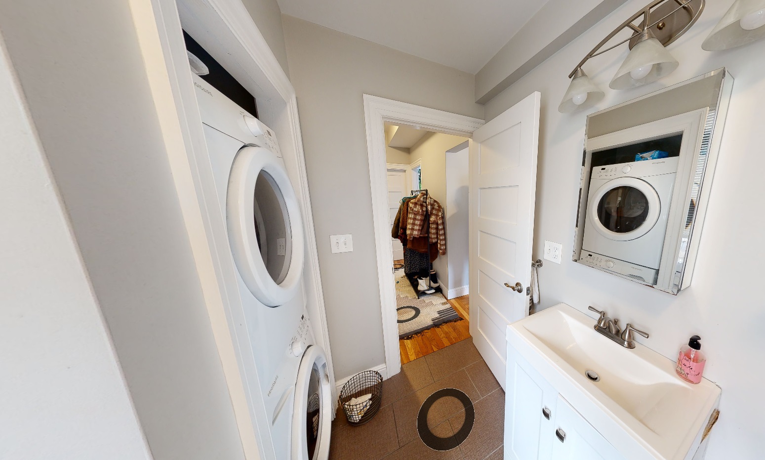 13 Pleasant St, Cambridgeport