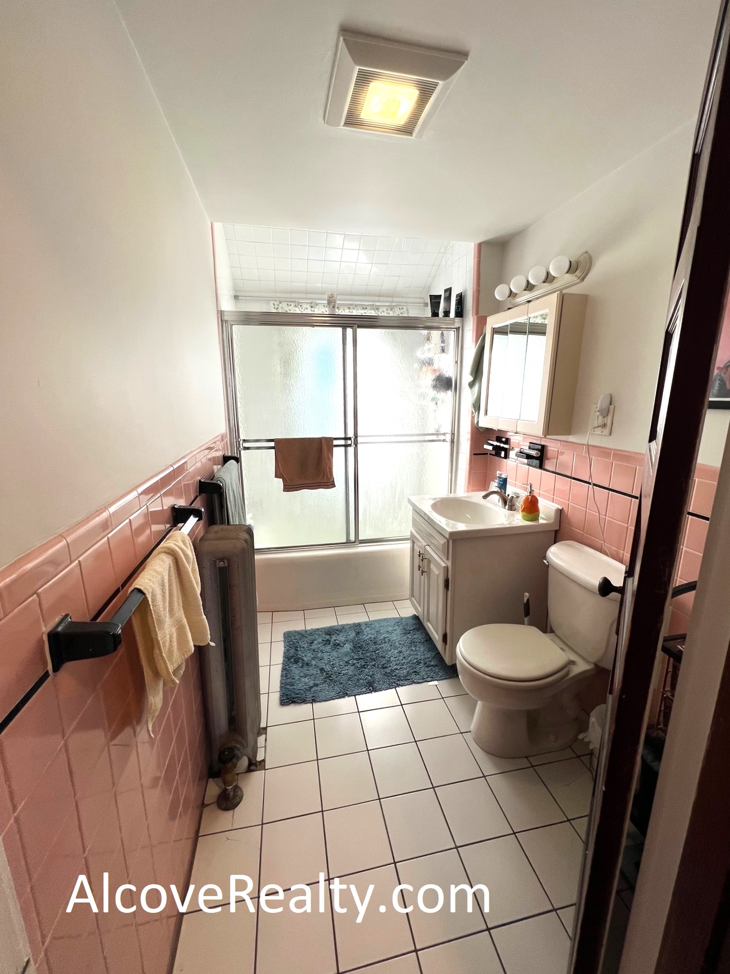 92 Powderhouse Blvd, Teele Square