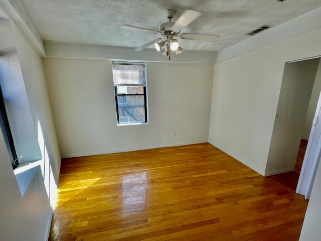 340 North St, North End