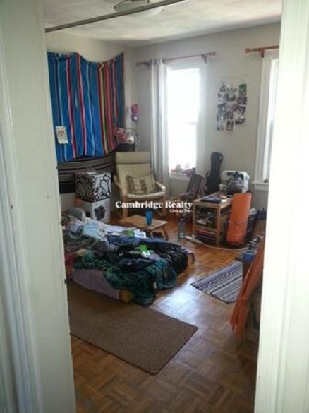 70 Willow St, Wellington-Harrington