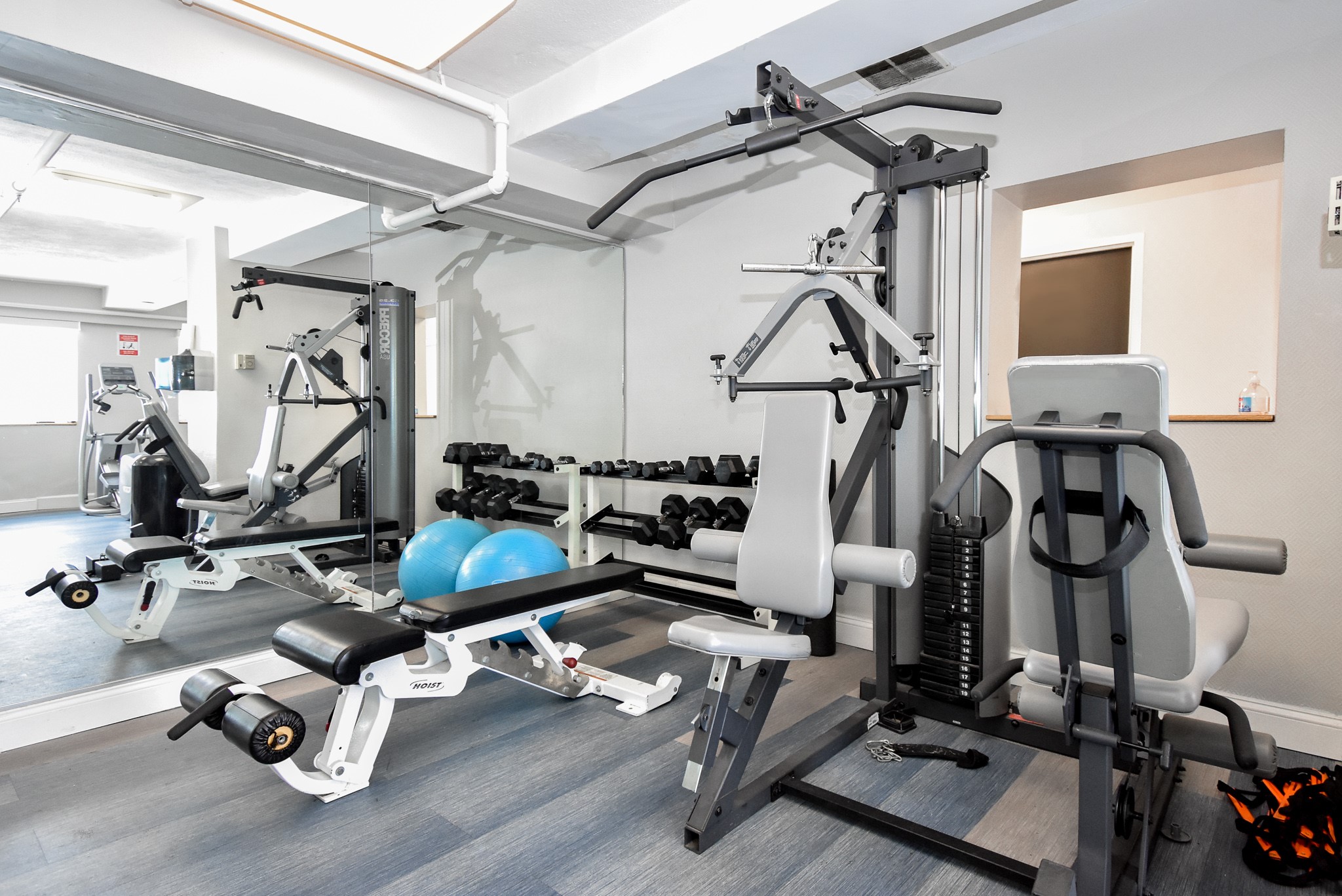 1530 Beacon St, Washington Square