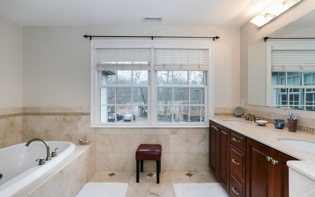 65 Blake St, Newtonville