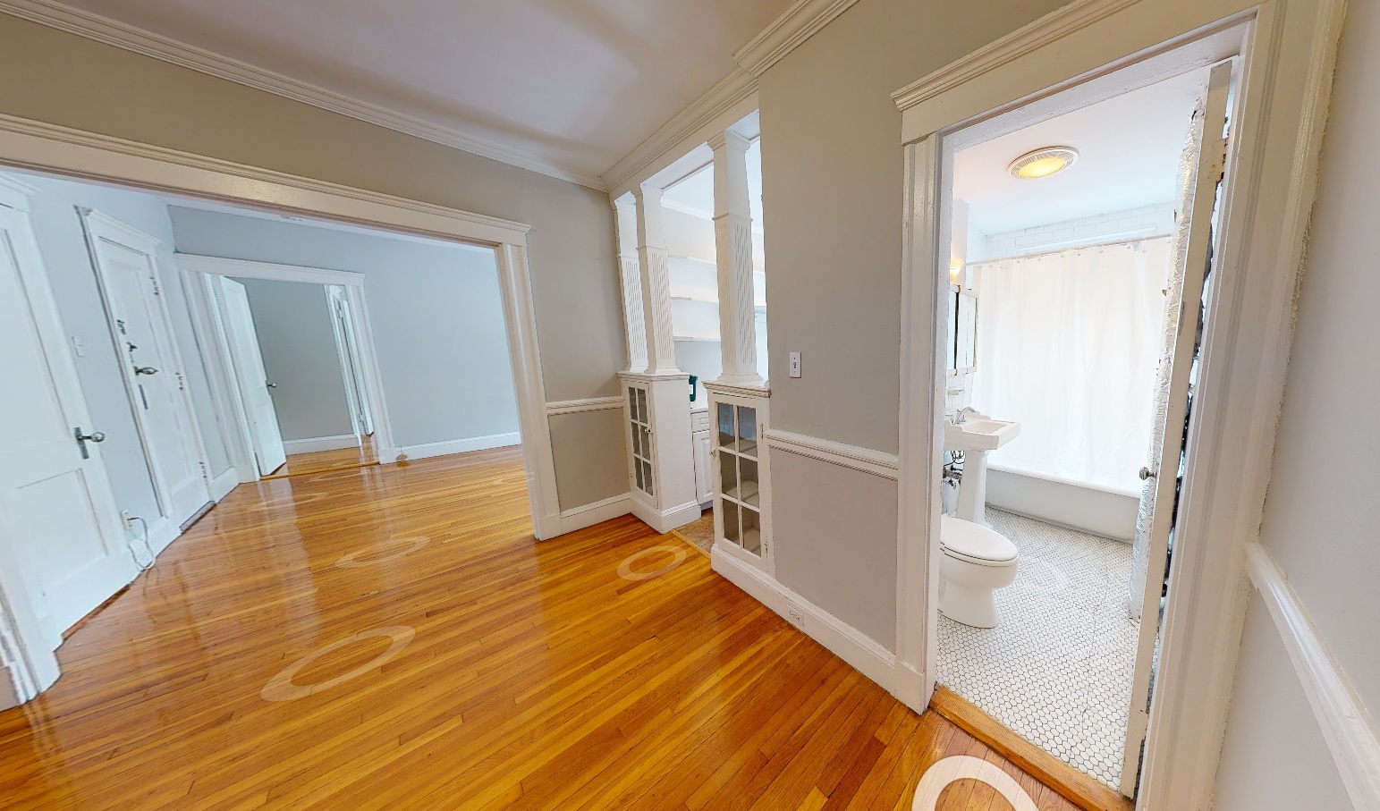 11 Gray St, Neighborhood Nine