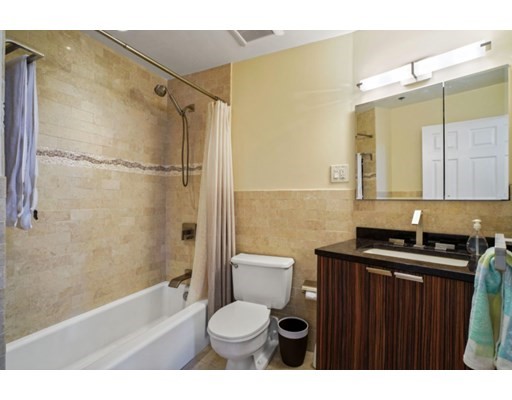 357 Commercial St, Waterfront