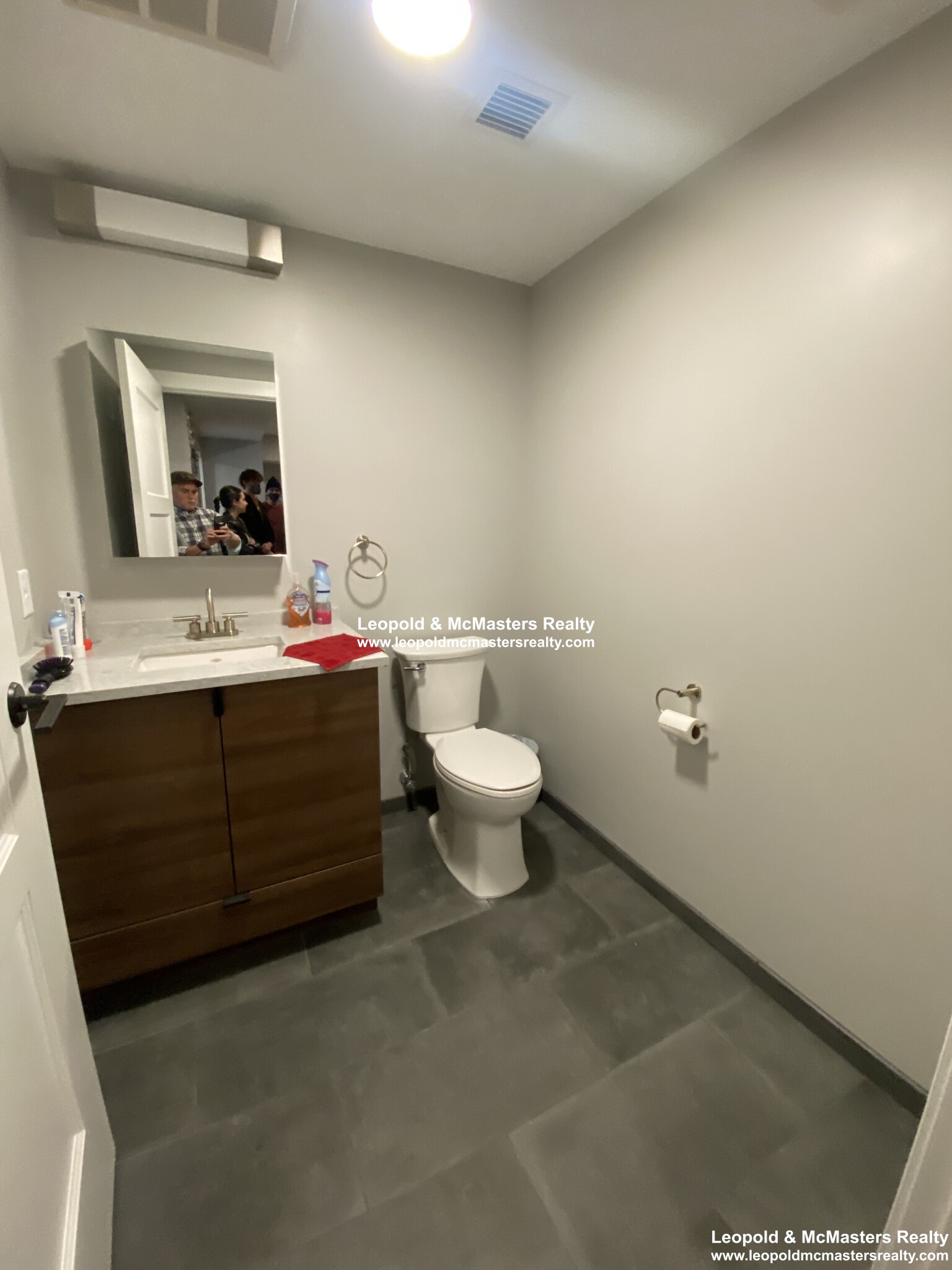 100 Hemenway St, Fenway