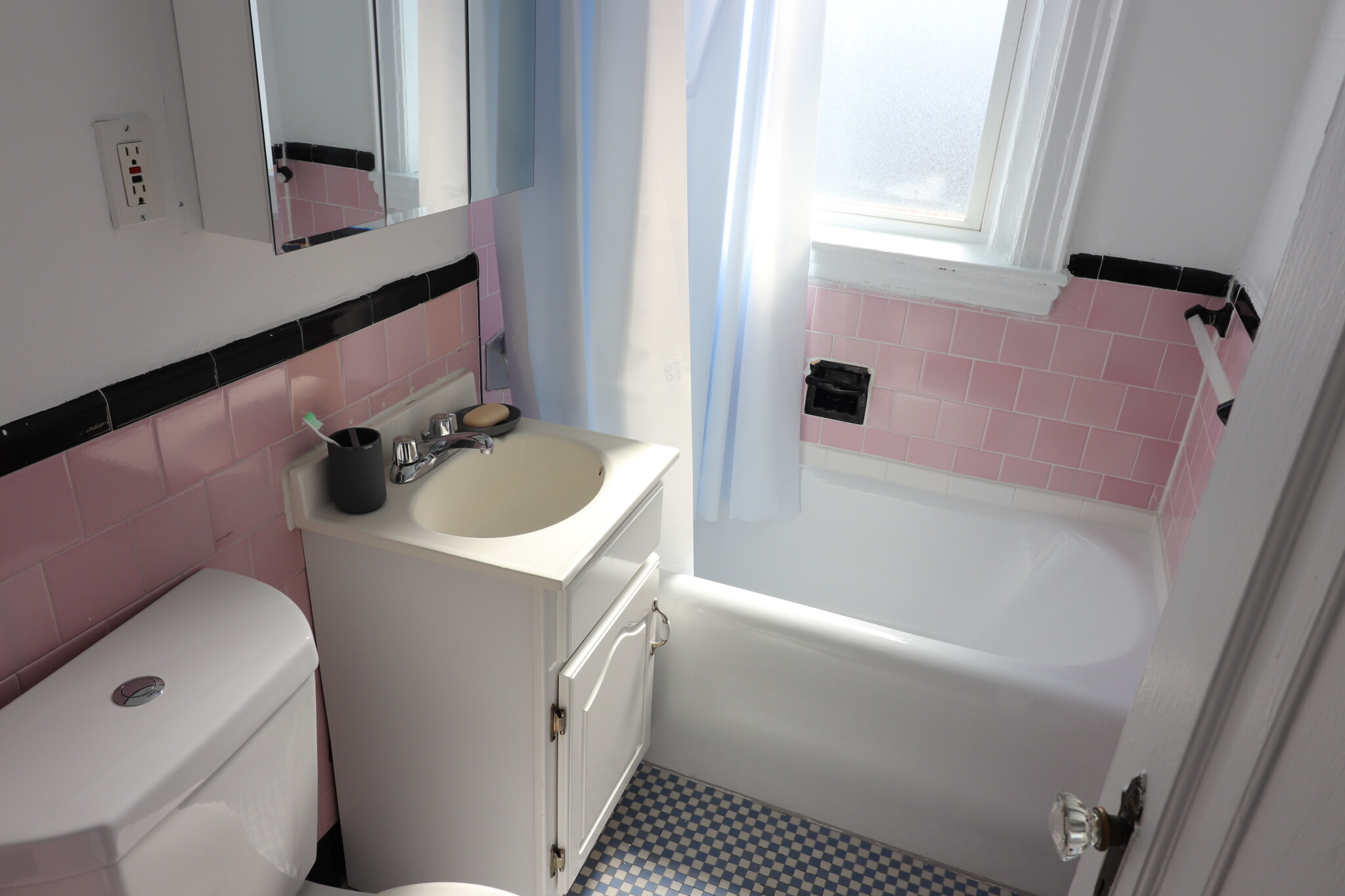 100 Kilsyth Rd, Brighton