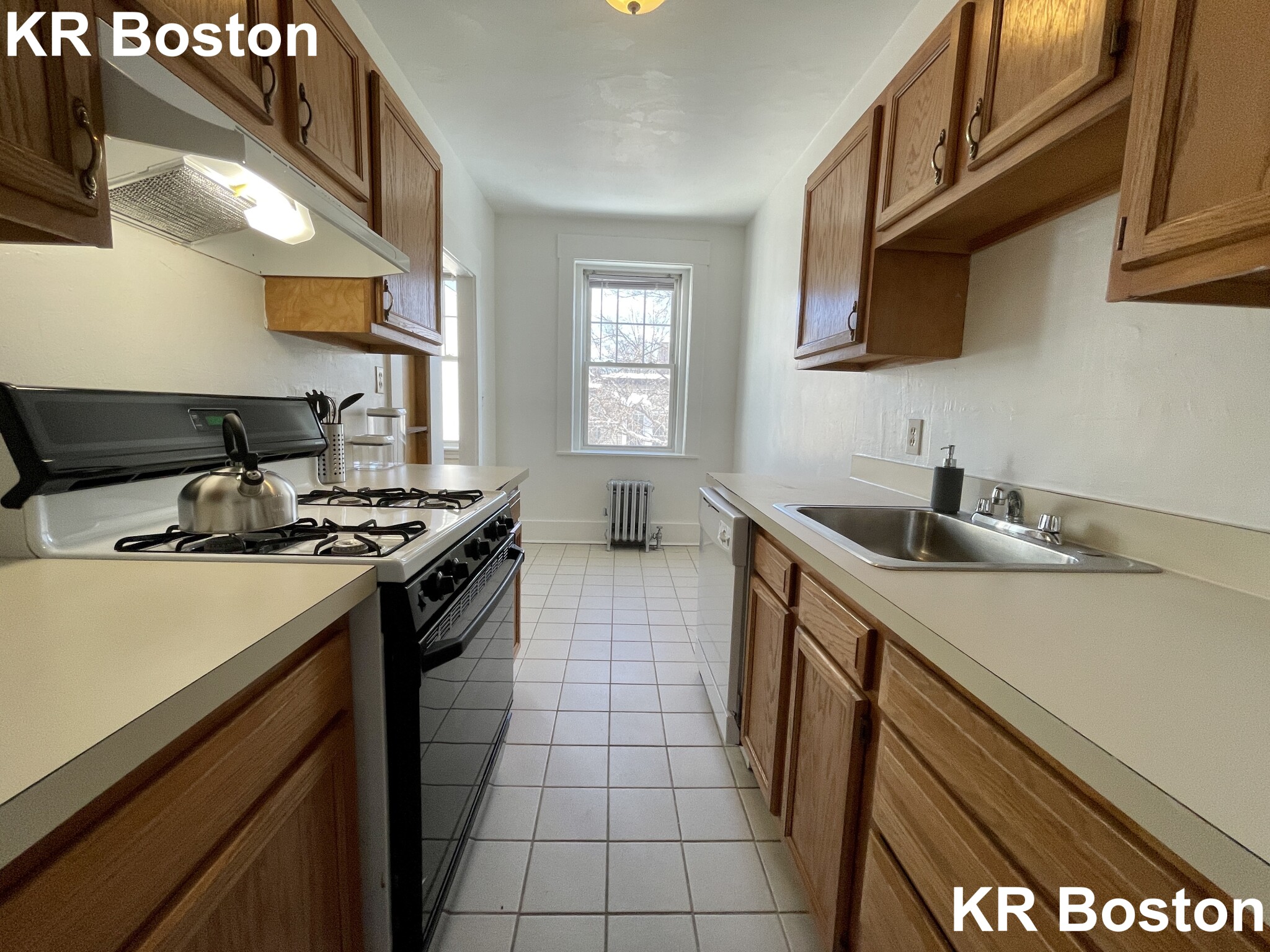 100 Kilsyth Rd, Brighton