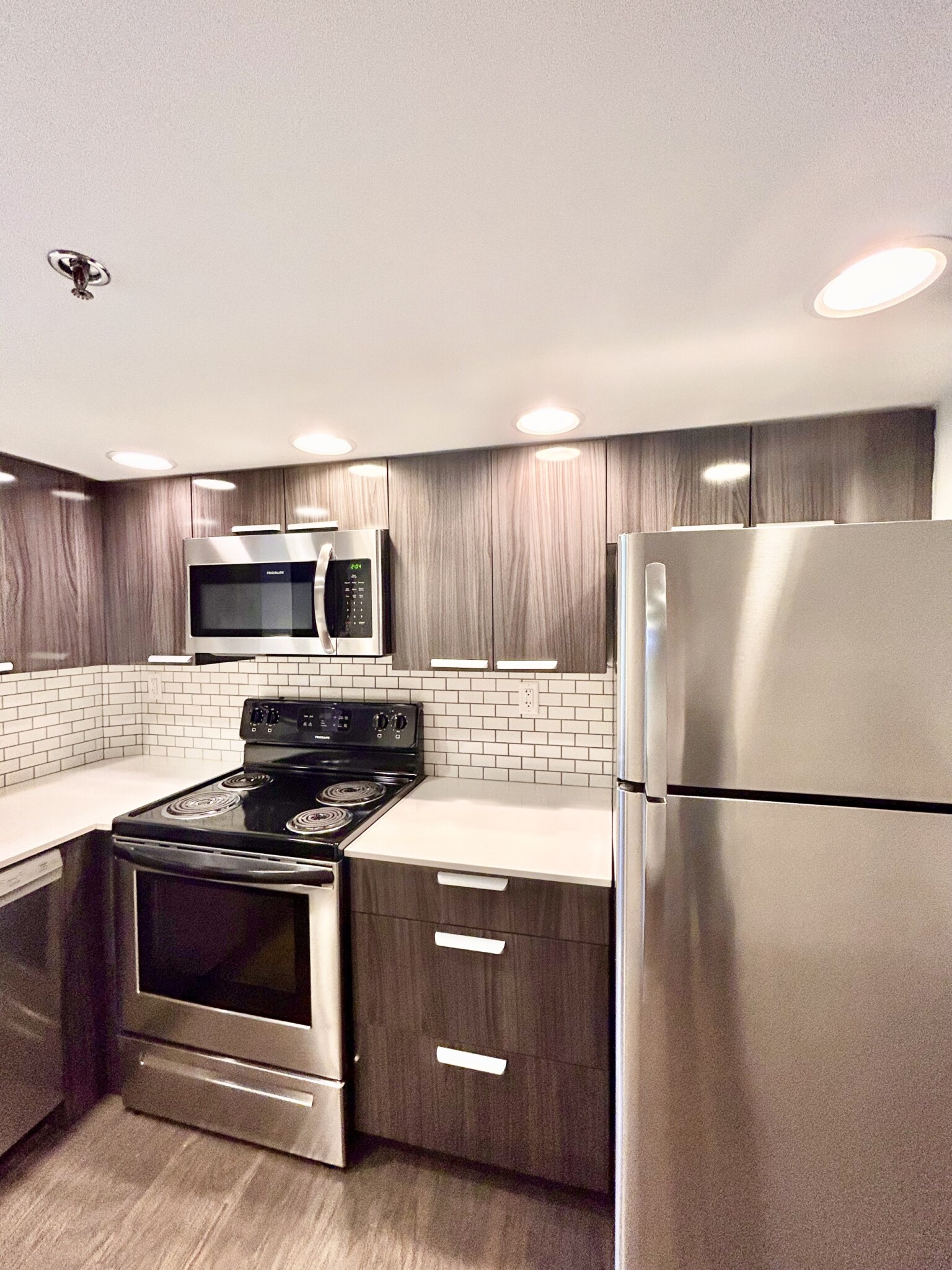 100 Queensberry St, Fenway