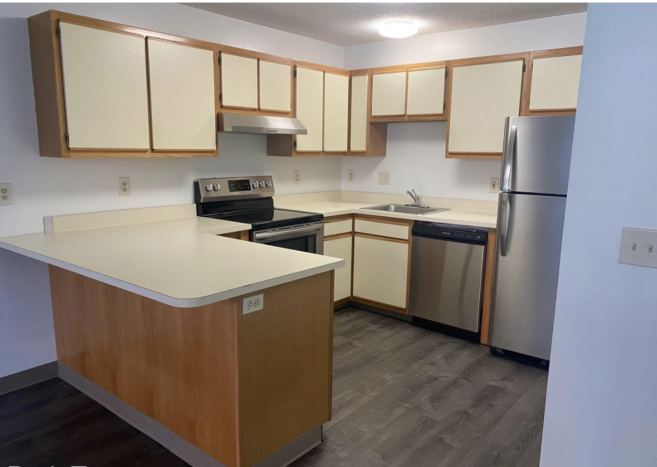 100 Washington St, Salem