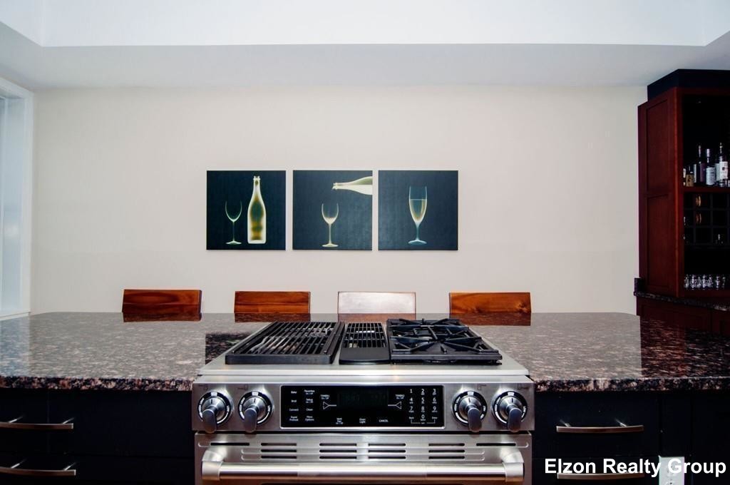 2021 Commonwealth Ave, Brighton