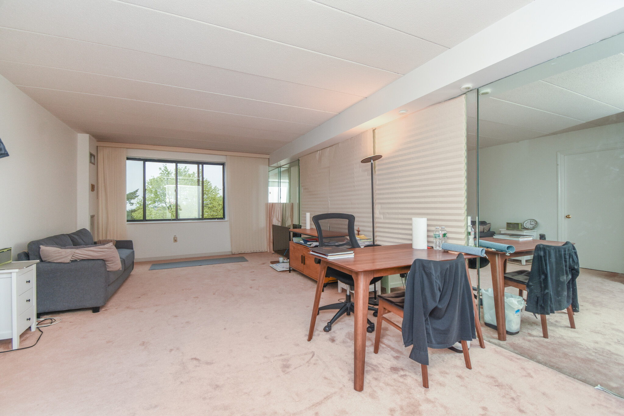 1933 Commonwealth Ave, Brighton