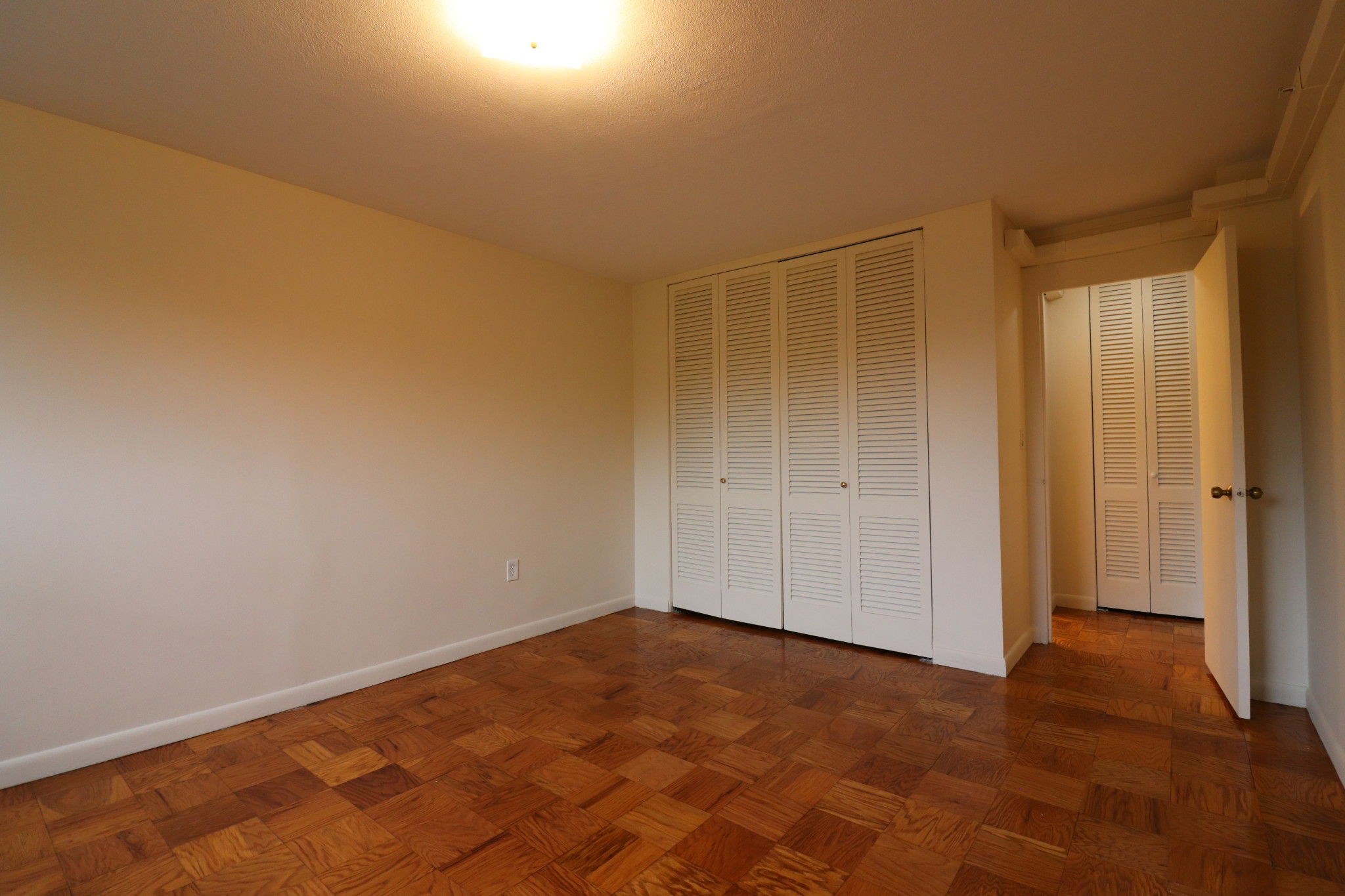 101 Monmouth St, Coolidge Corner