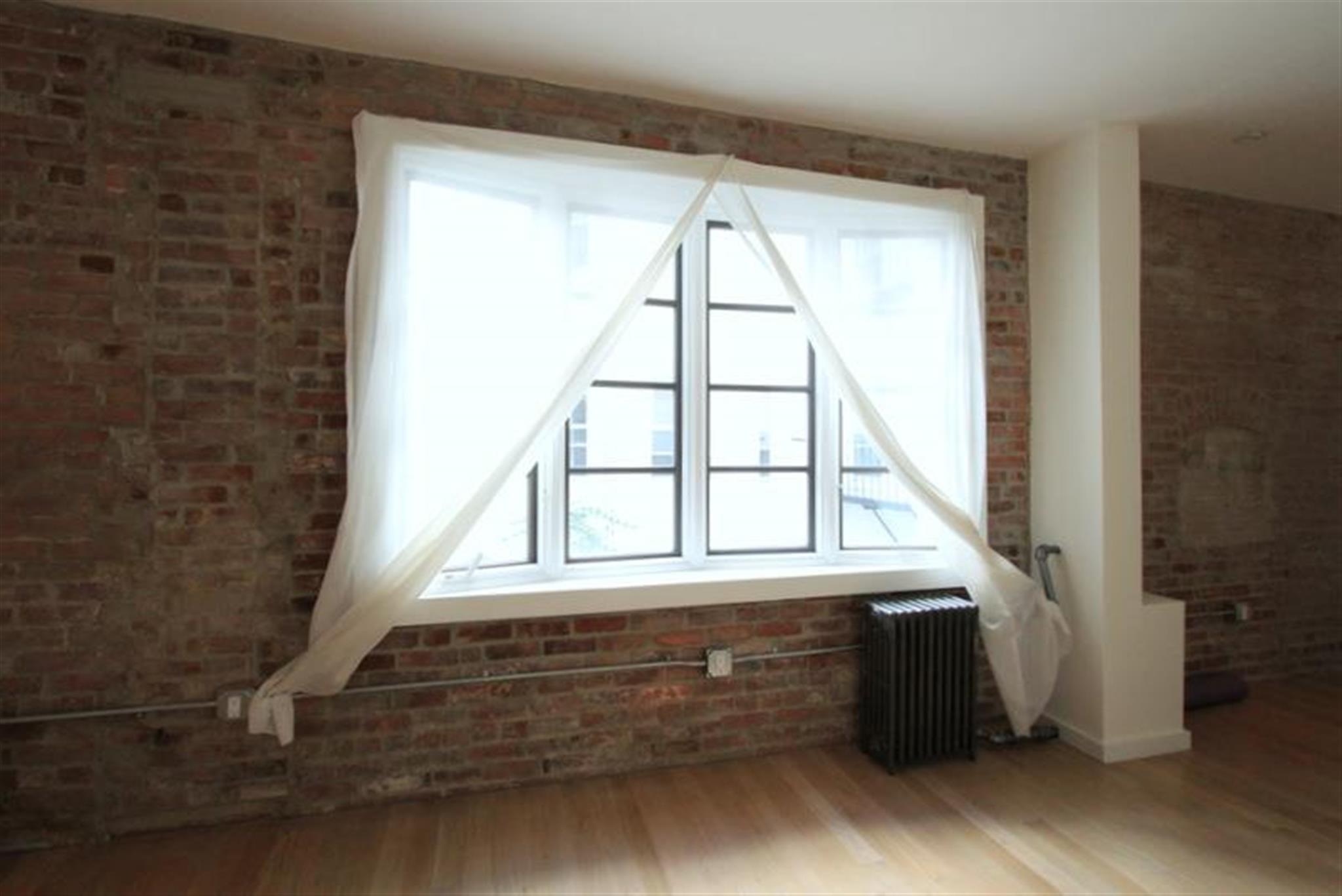 35 Lee St, Central Square