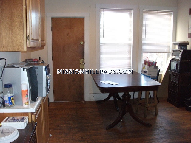 130 Calumet, Mission Hill