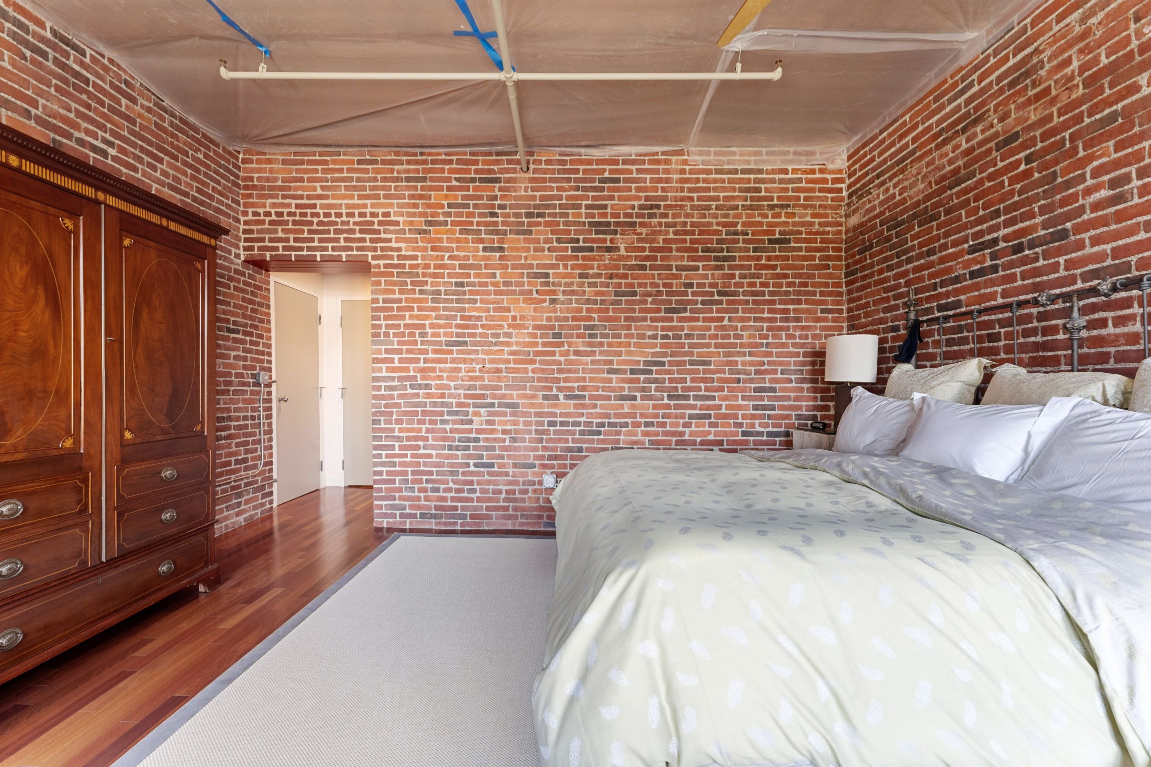 9 W Broadway, South Boston