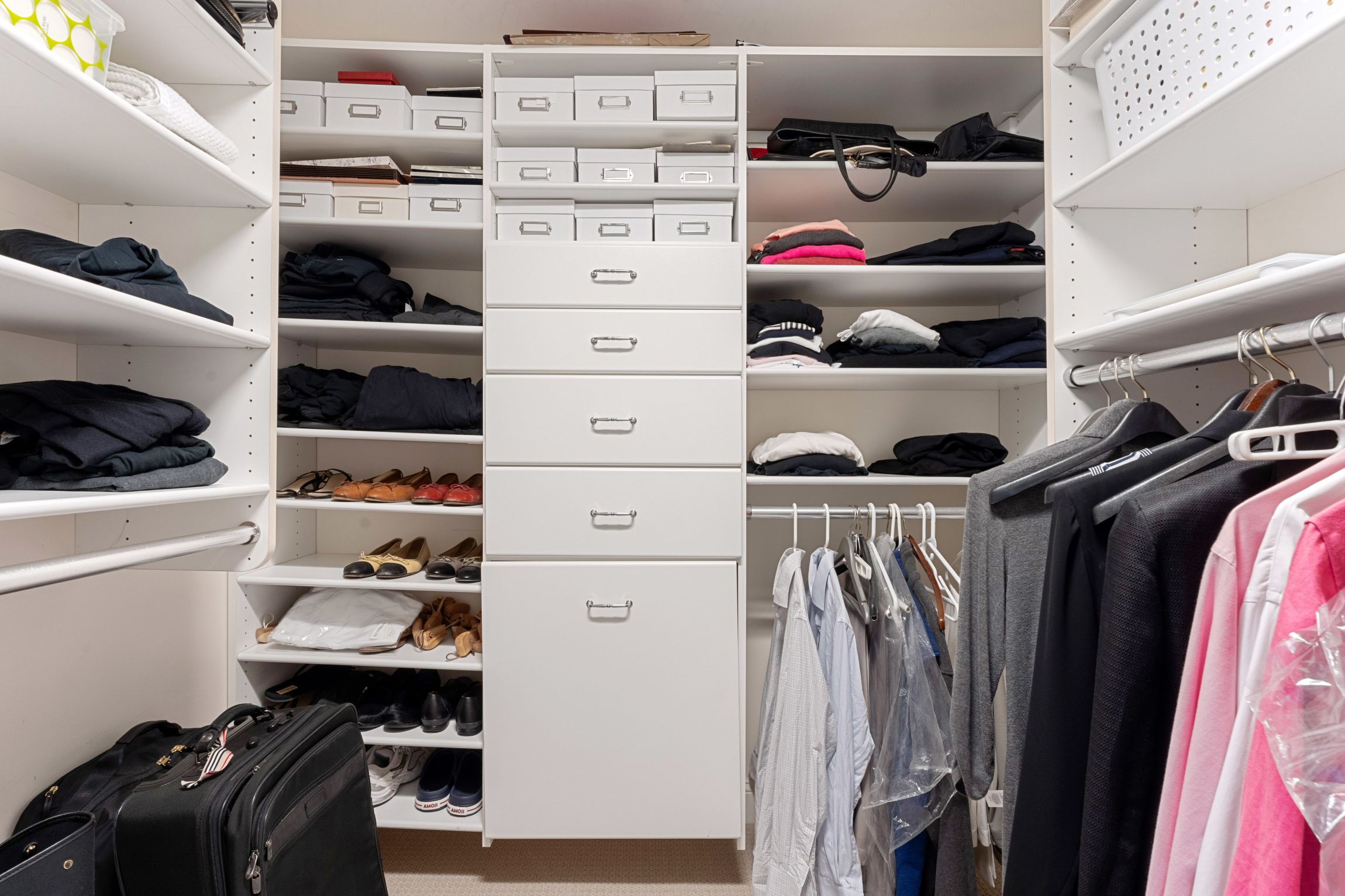 9 W Broadway, South Boston