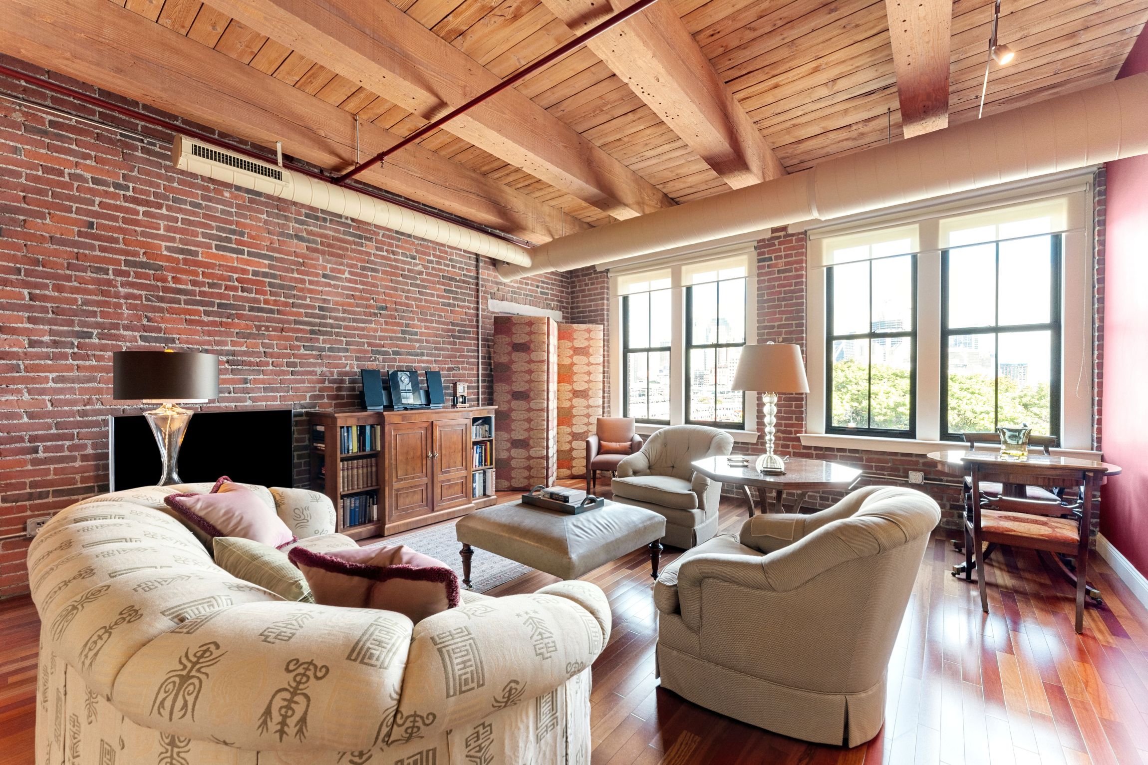 9 W Broadway, South Boston