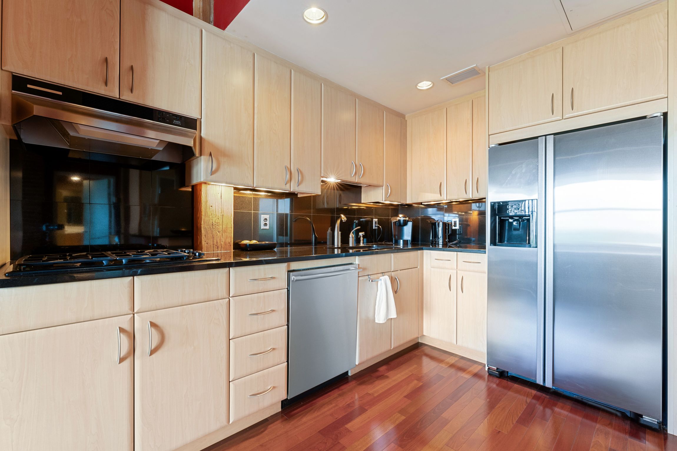 9 W Broadway, South Boston