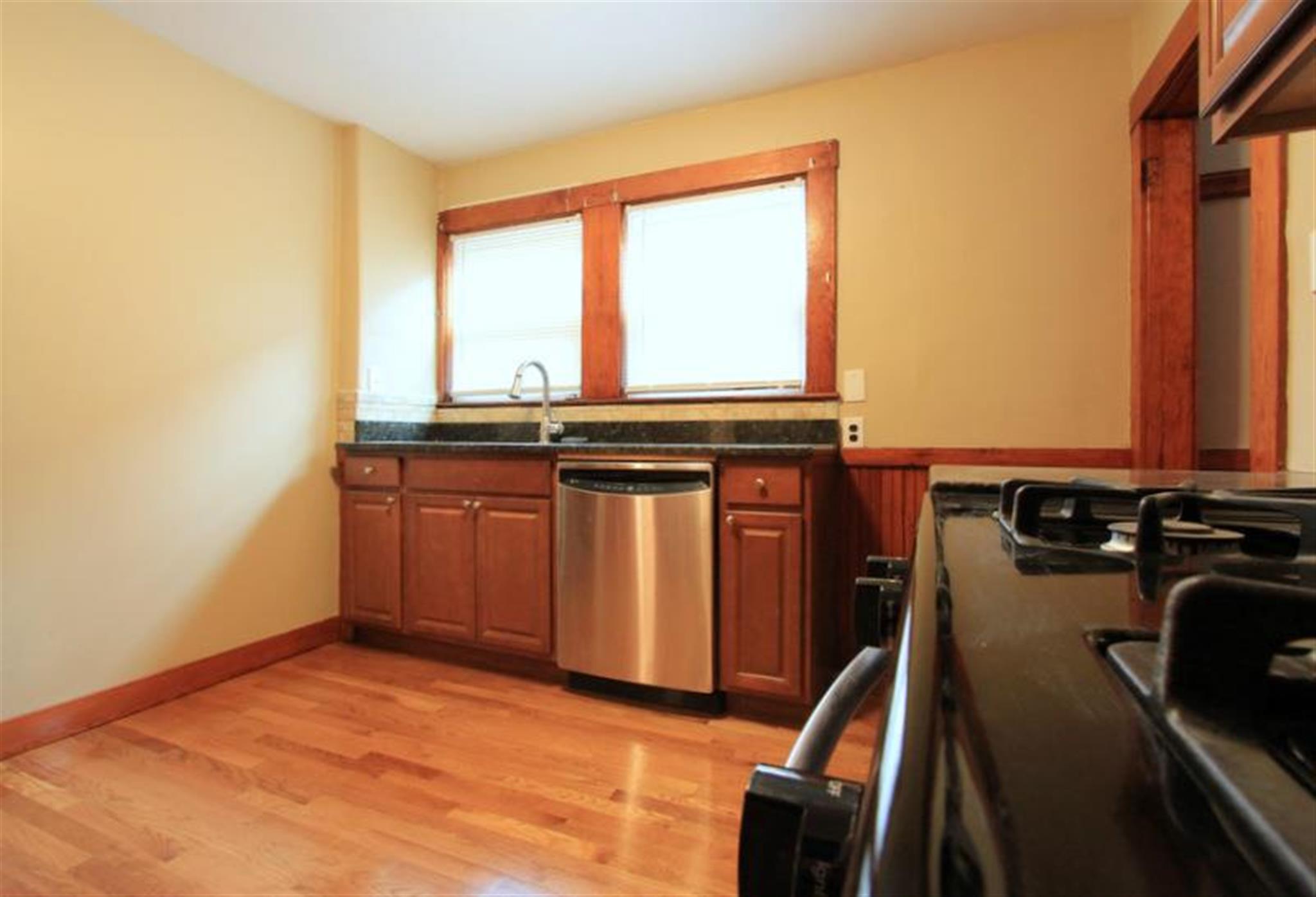 48 Cherry St, Porter Square