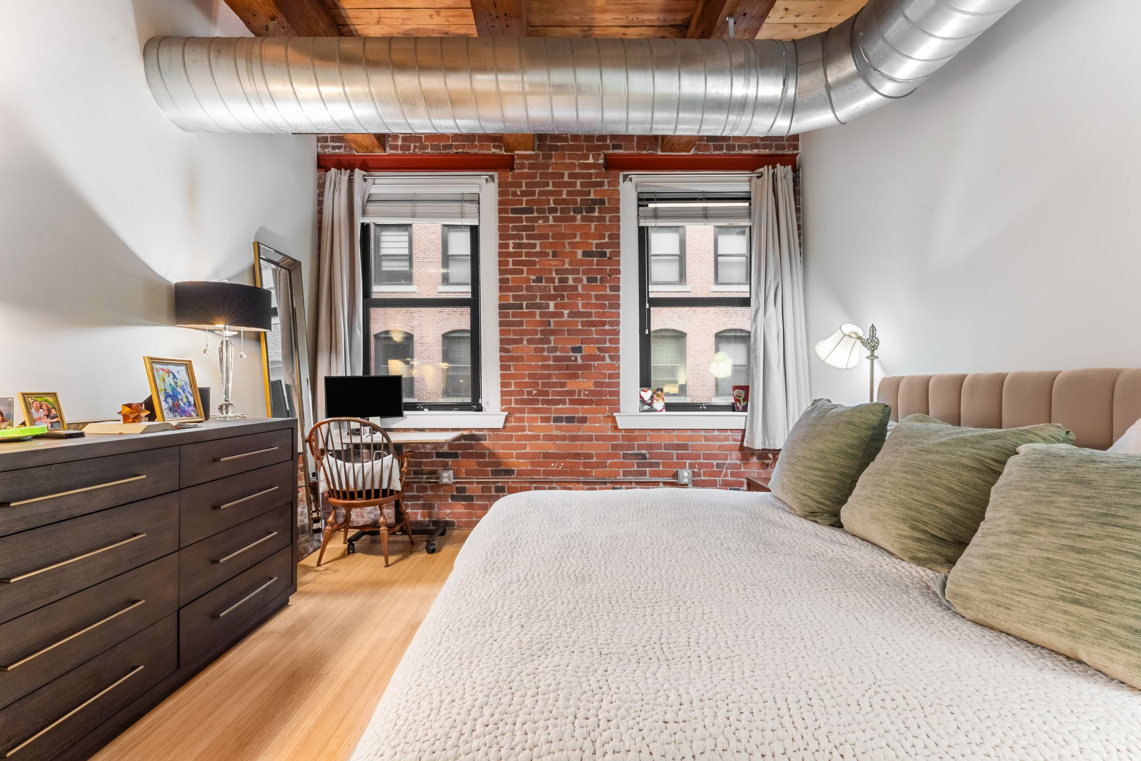 9 W Broadway, South Boston