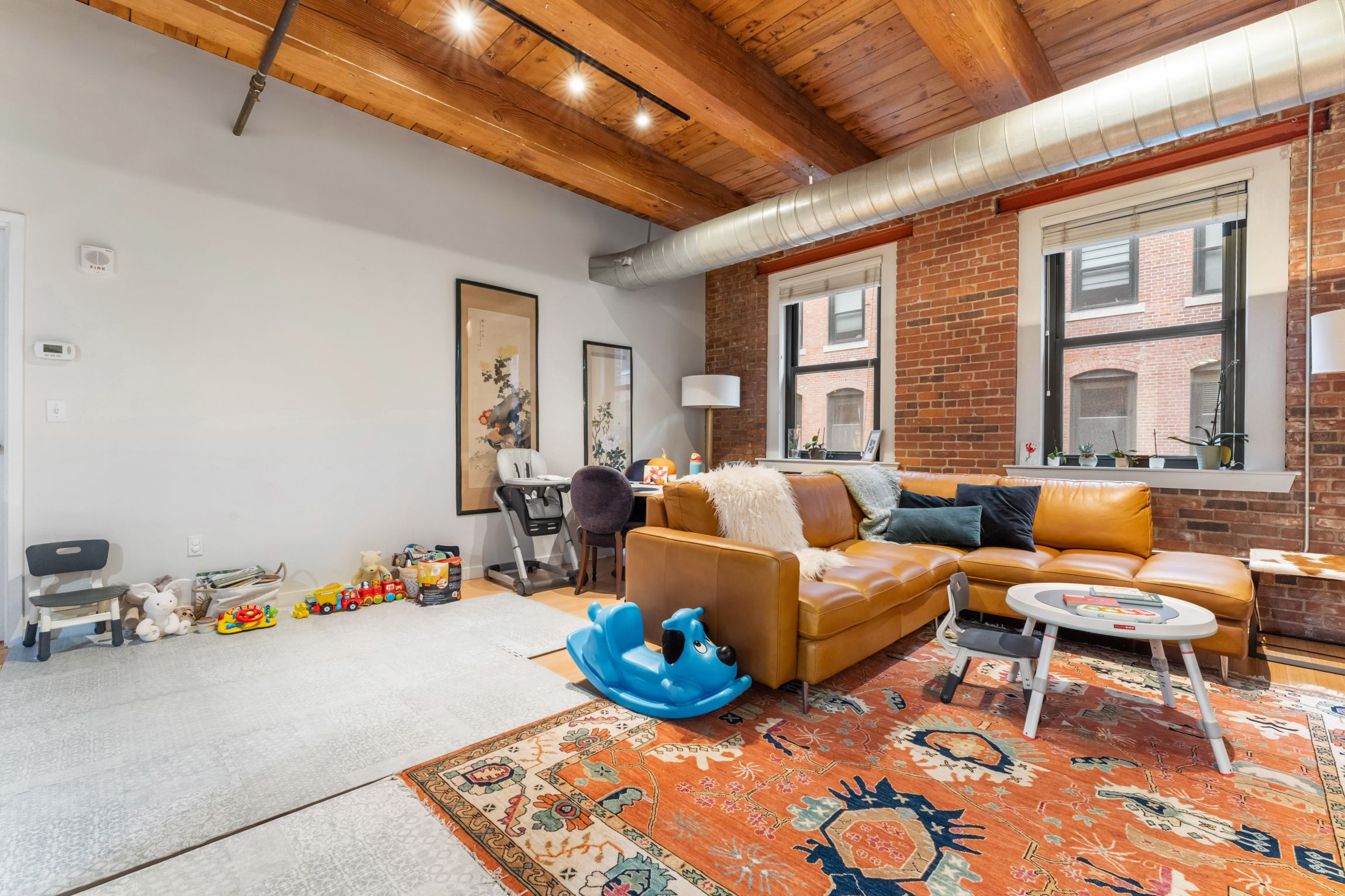 9 W Broadway, South Boston