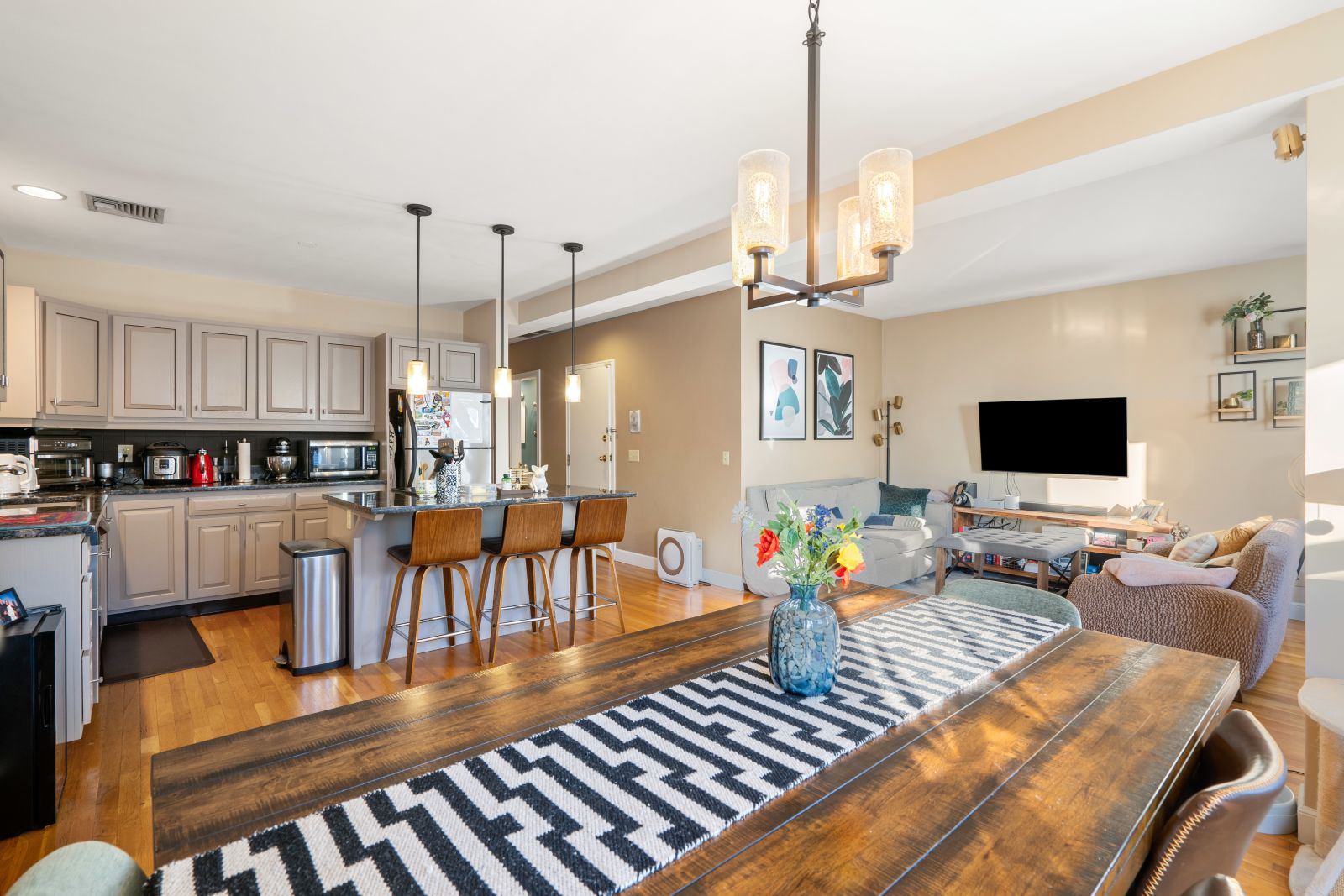 912 E 4th St, South Boston