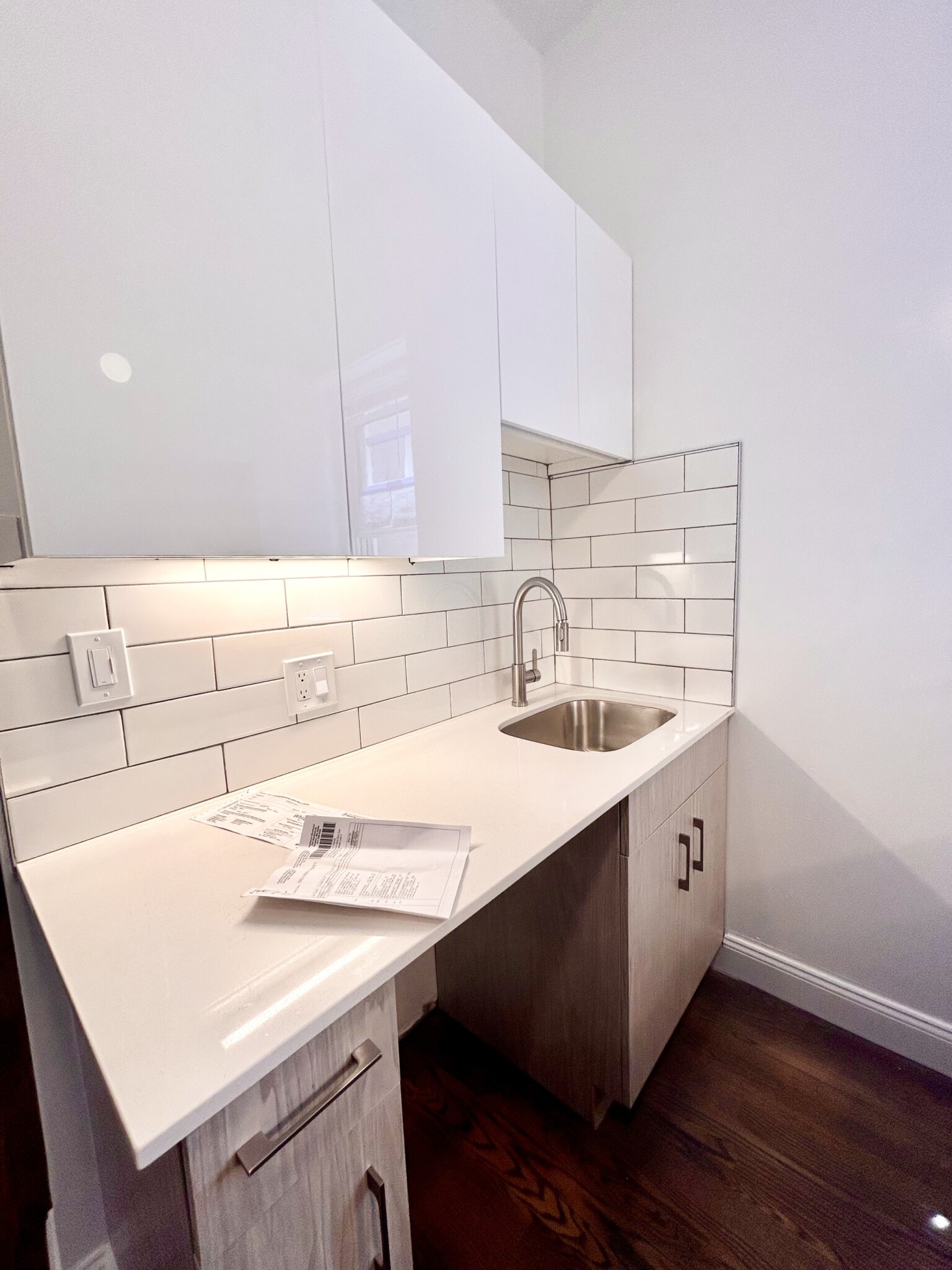 102 Queensberry St,, Fenway