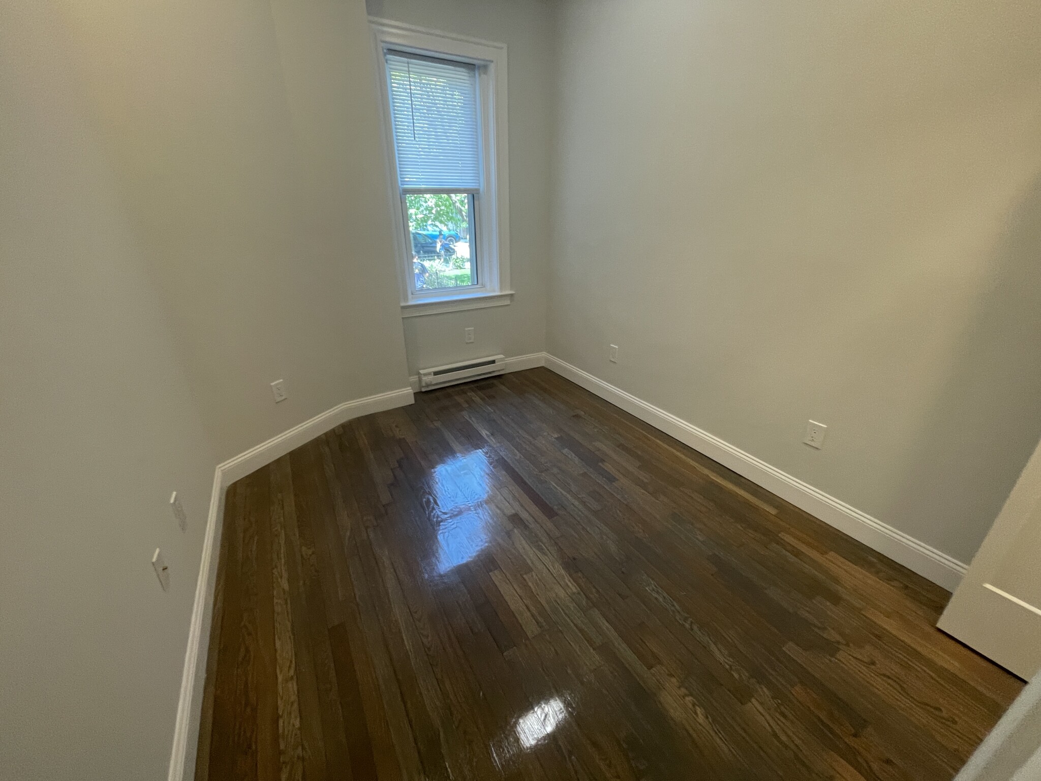 102 Queensberry St,, Fenway